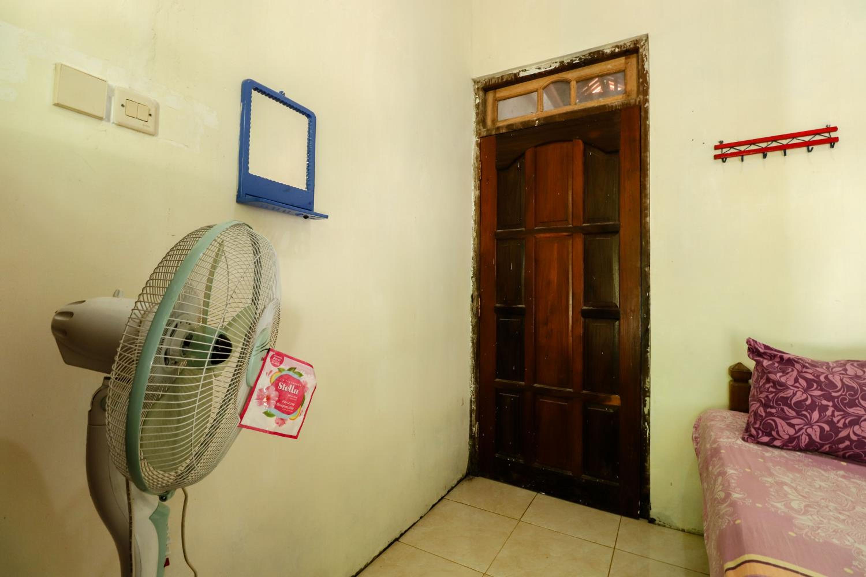 Small Double Room - Photo 5