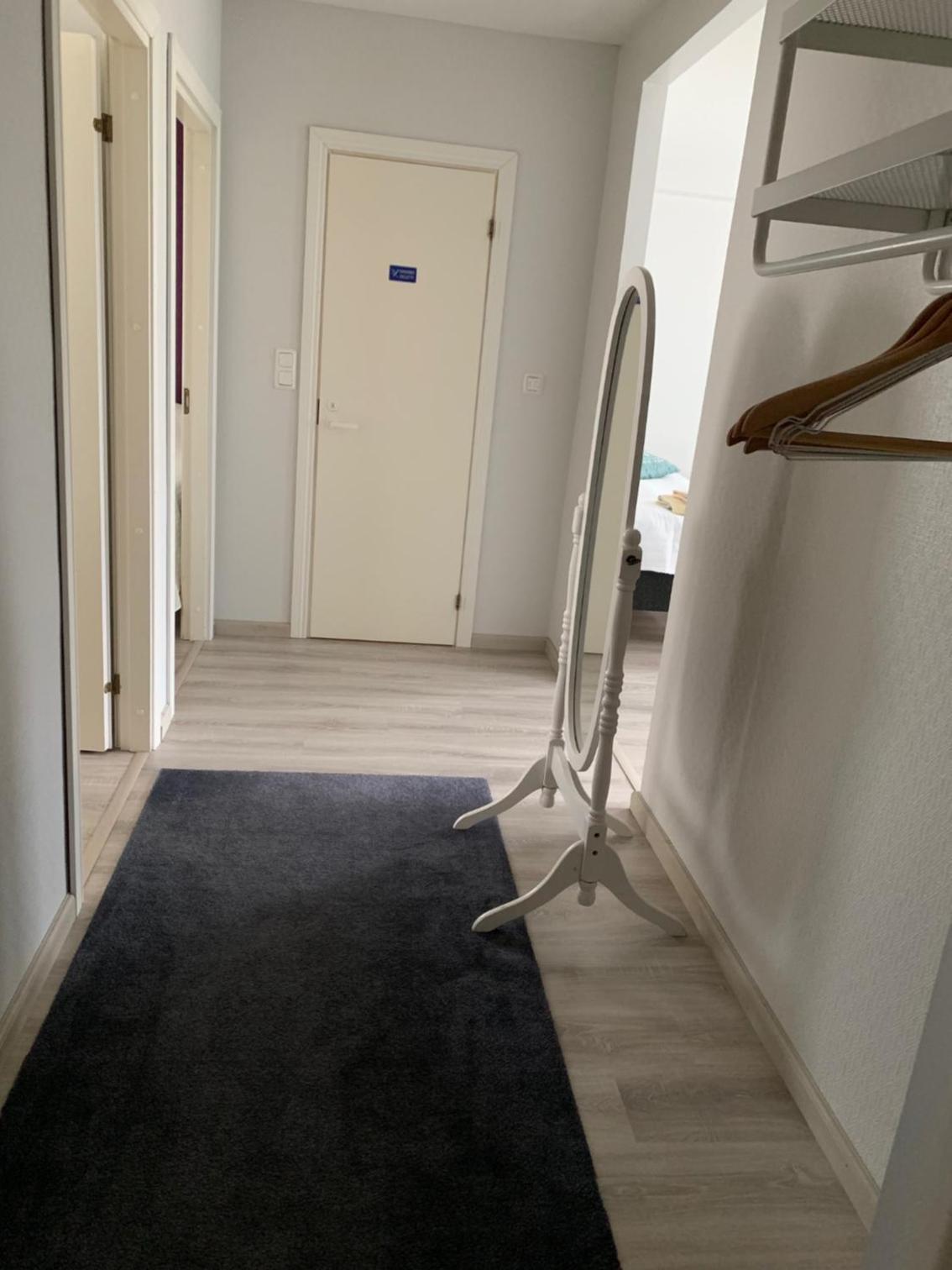 One-Bedroom Apartment - Photo 8