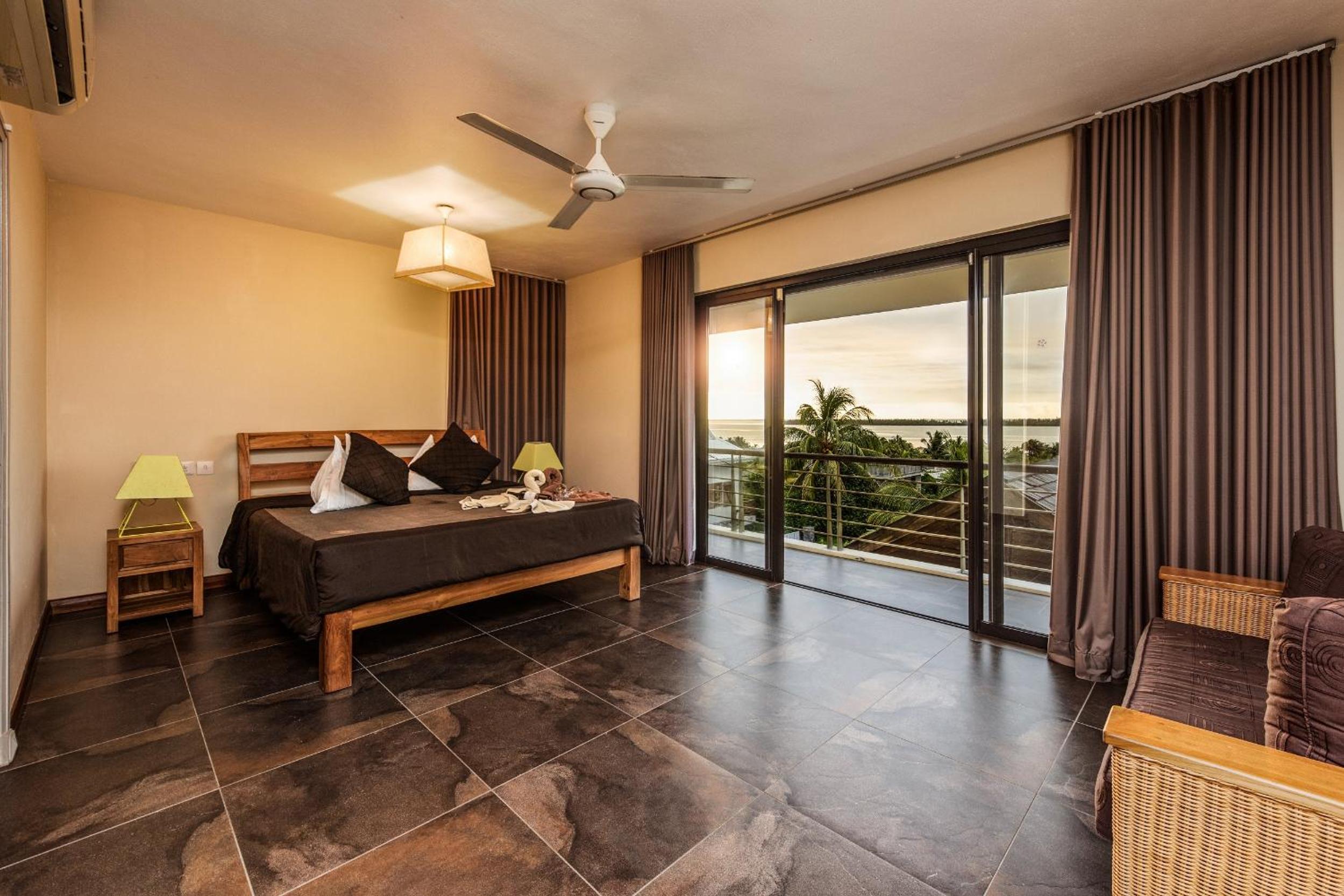 Deluxe Double Room with Sea View photo 3