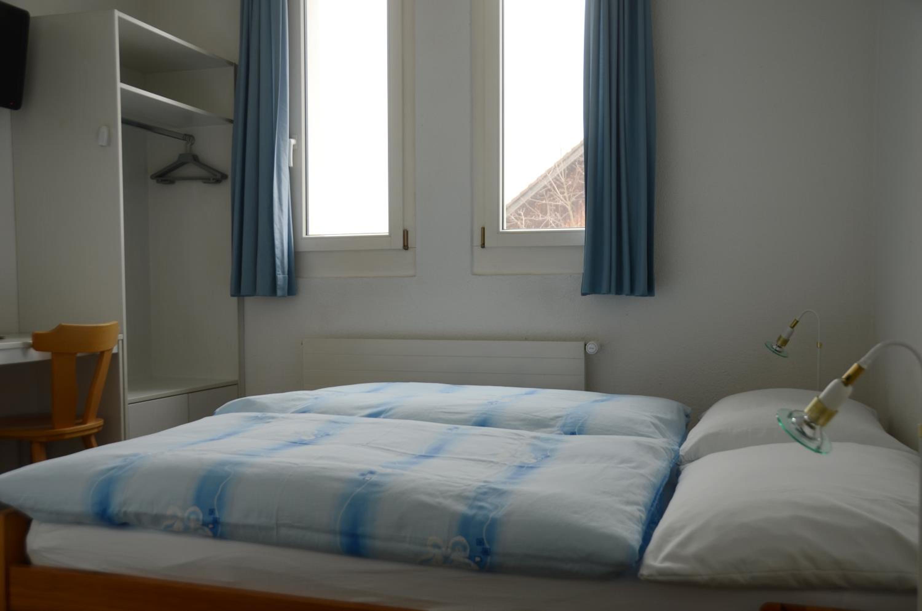 Small Double Room - Photo 1