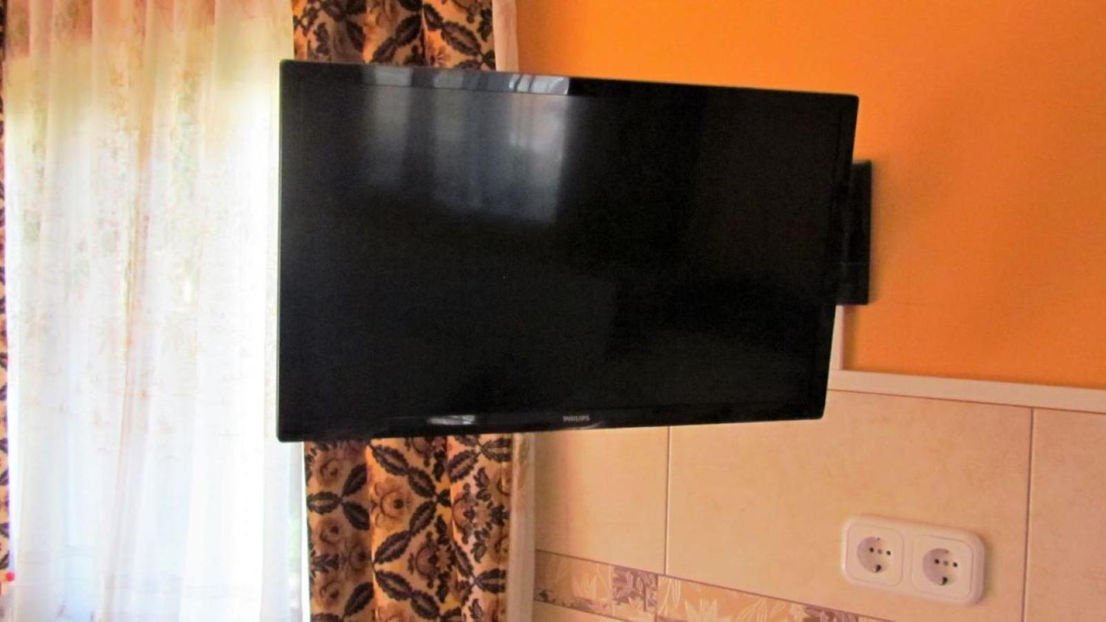 Studio Apartment photo 1