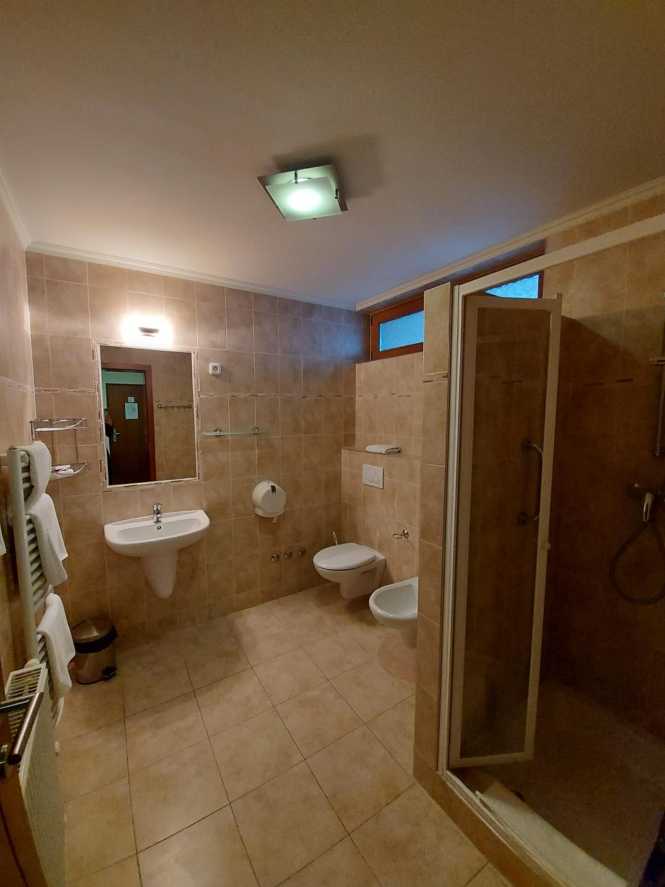 Family Suite - Photo 11