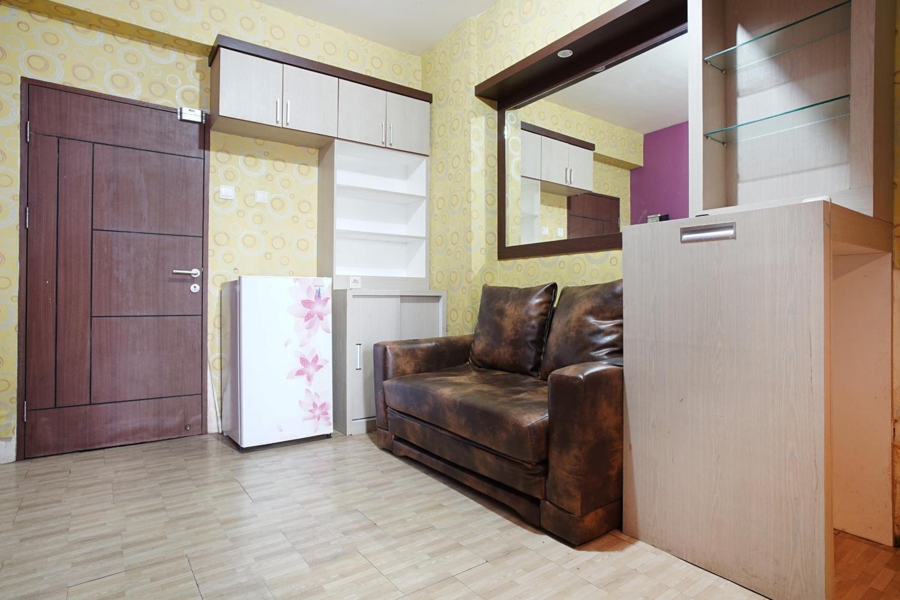 Two-Bedroom Apartment - Photo 9