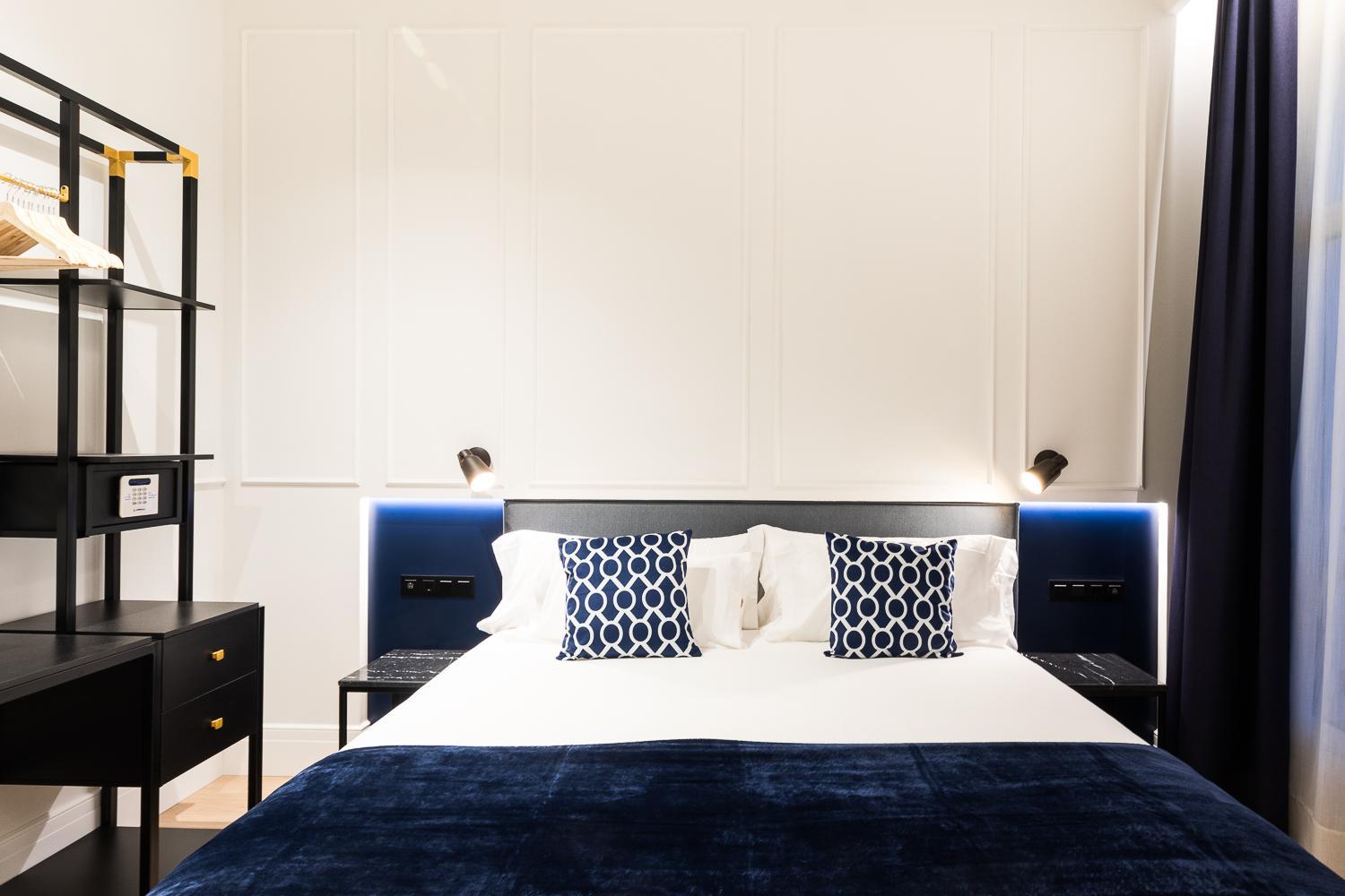 Double or Twin Room photo 3
