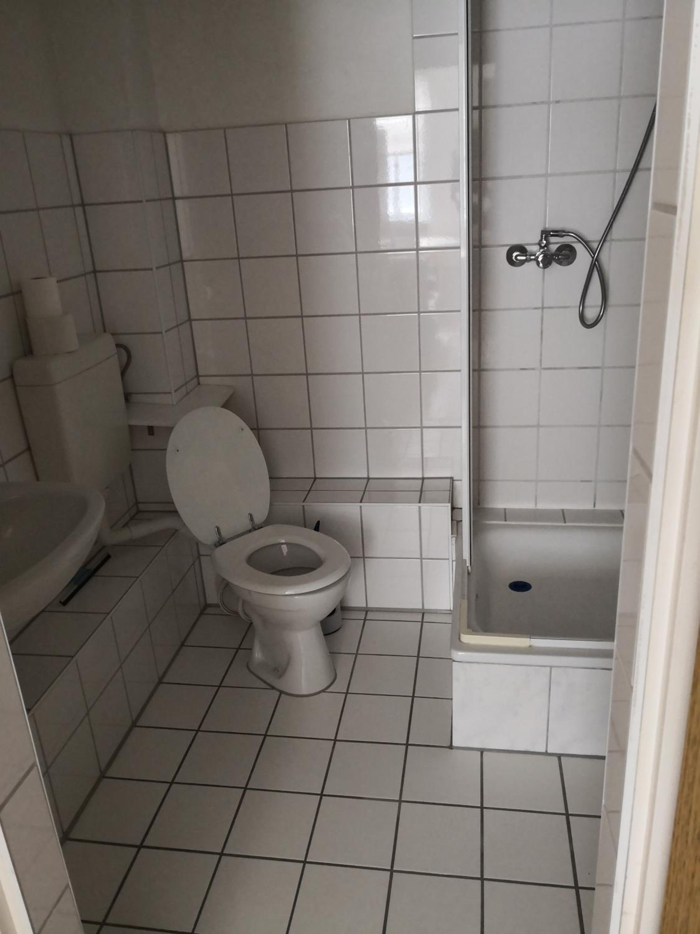 Family Room with Shower - Photo 13