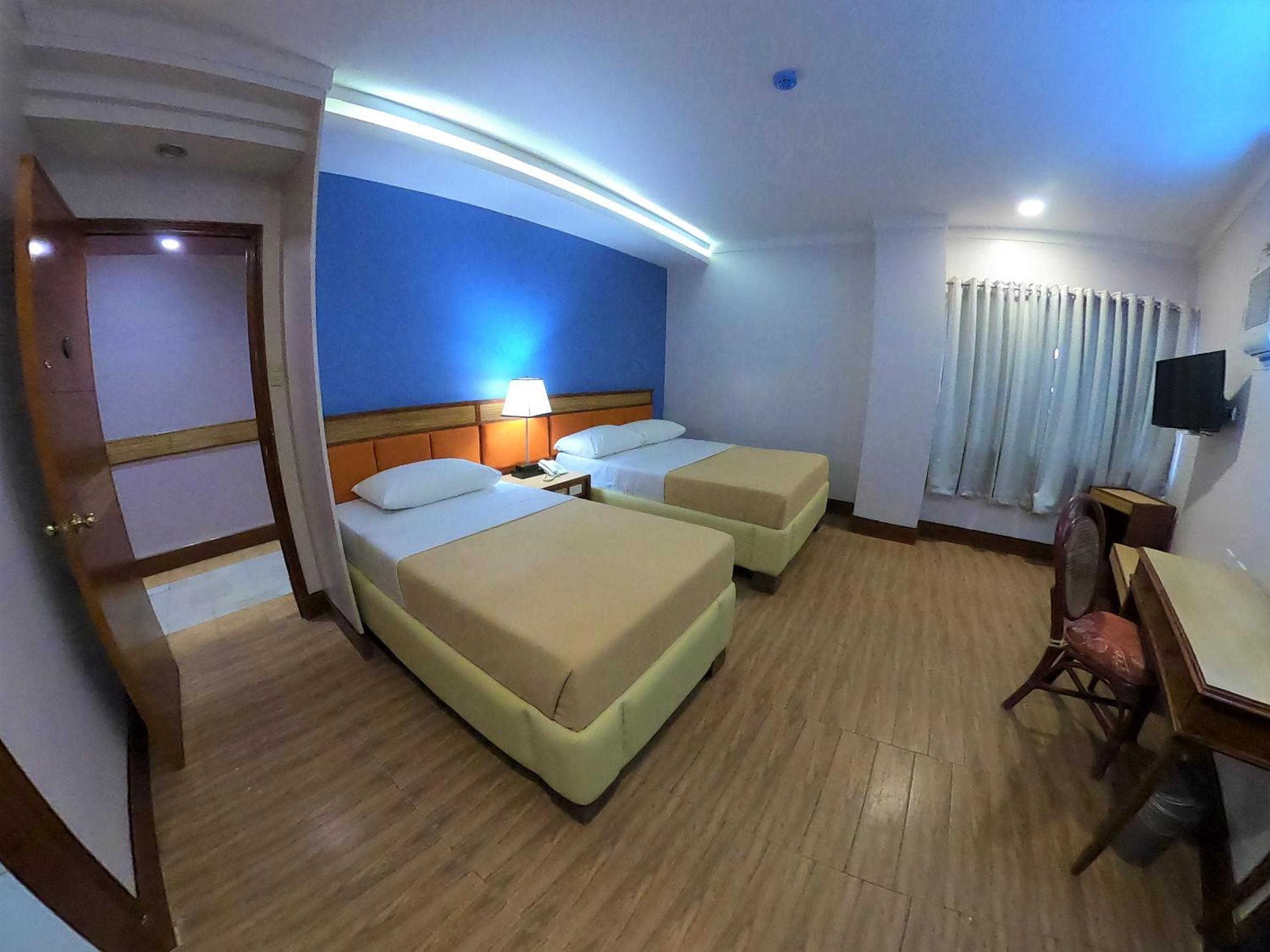 Standard Triple Room - Photo 3