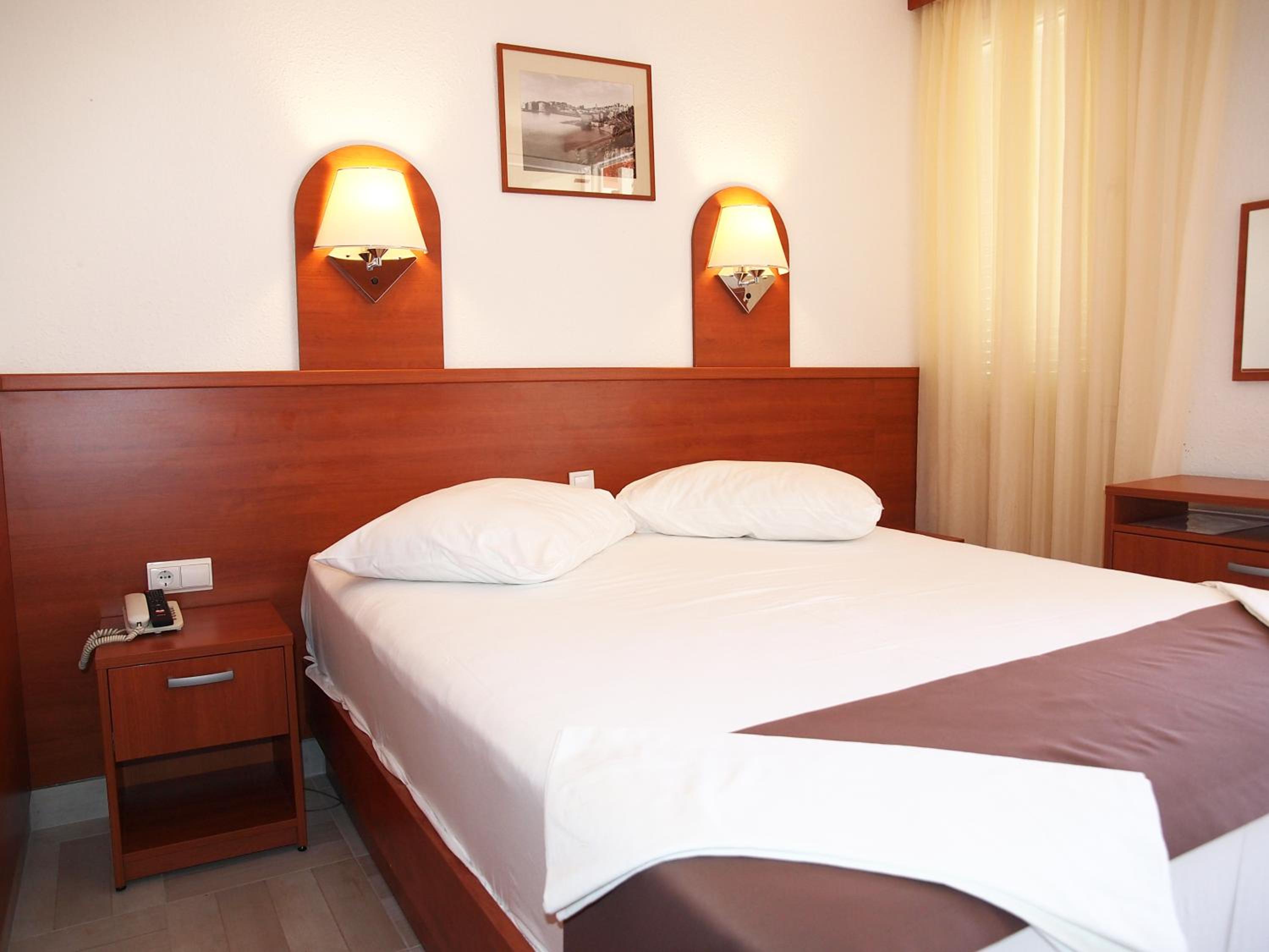 Double Room with Sea View photo 1