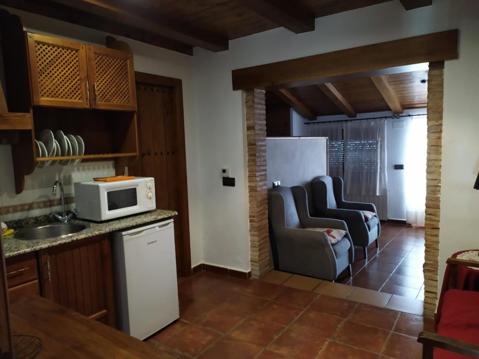 One Bedroom Apartment with Terrace - Photo 3