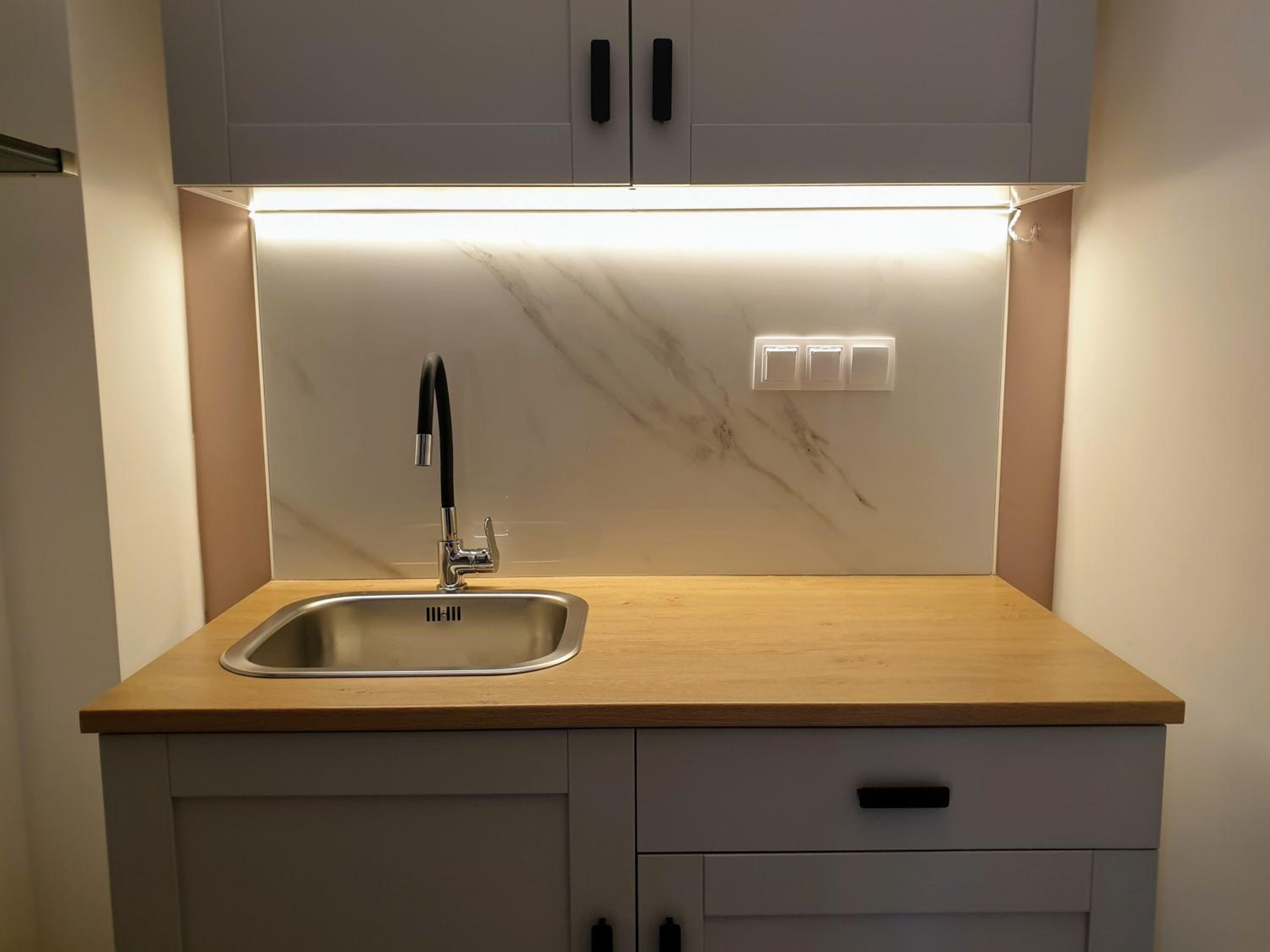 One-Bedroom Apartment - Photo 13