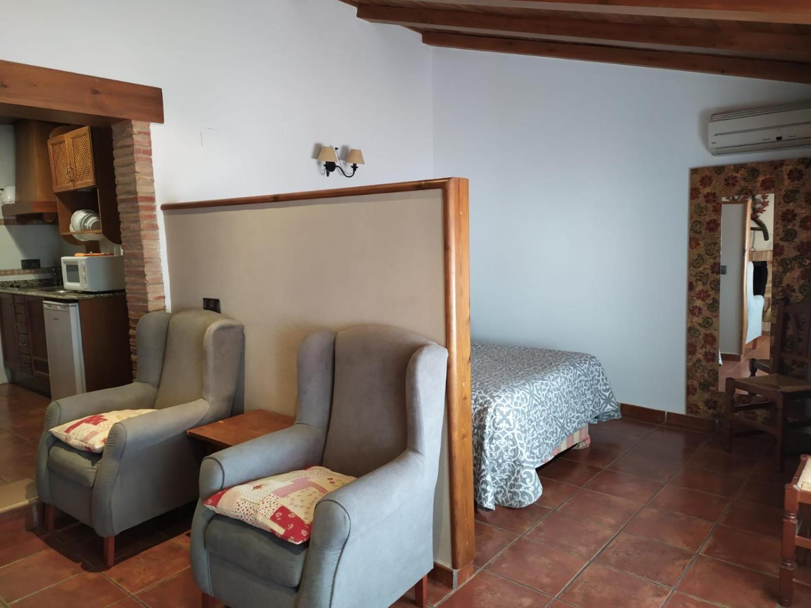 One Bedroom Apartment with Terrace - Photo 9