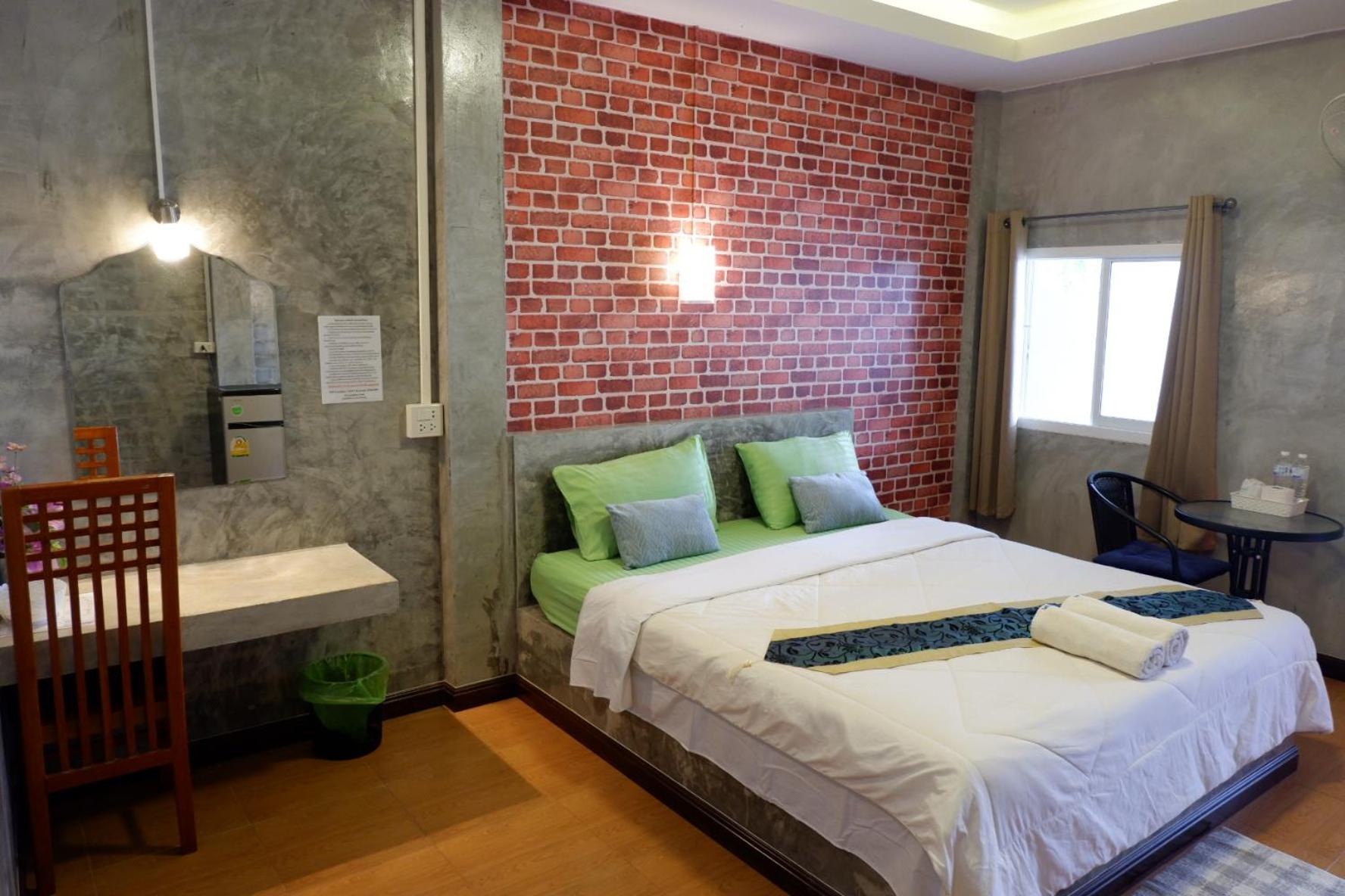Standard Double Room photo 2