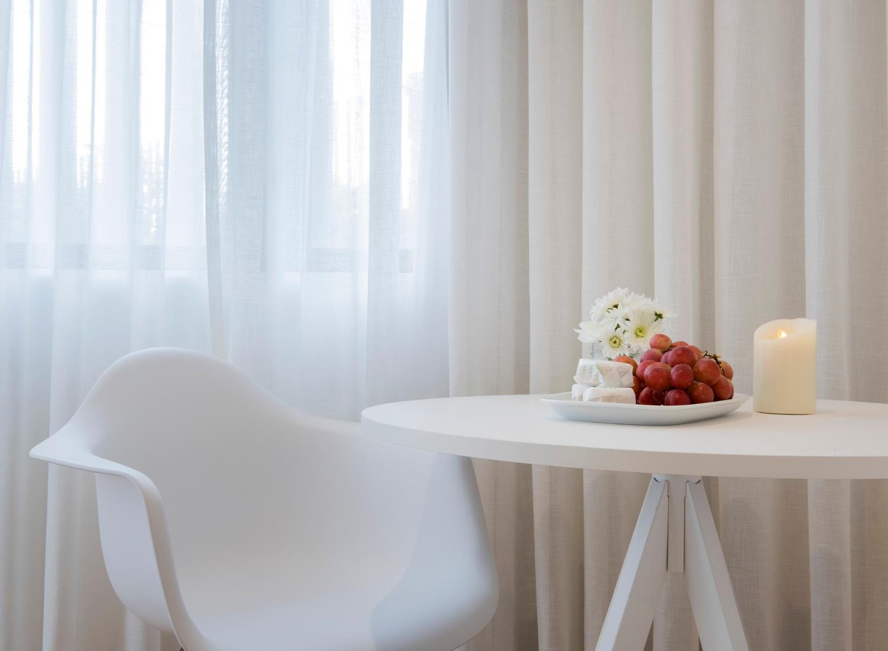 Apartment with Garden View - Photo 28