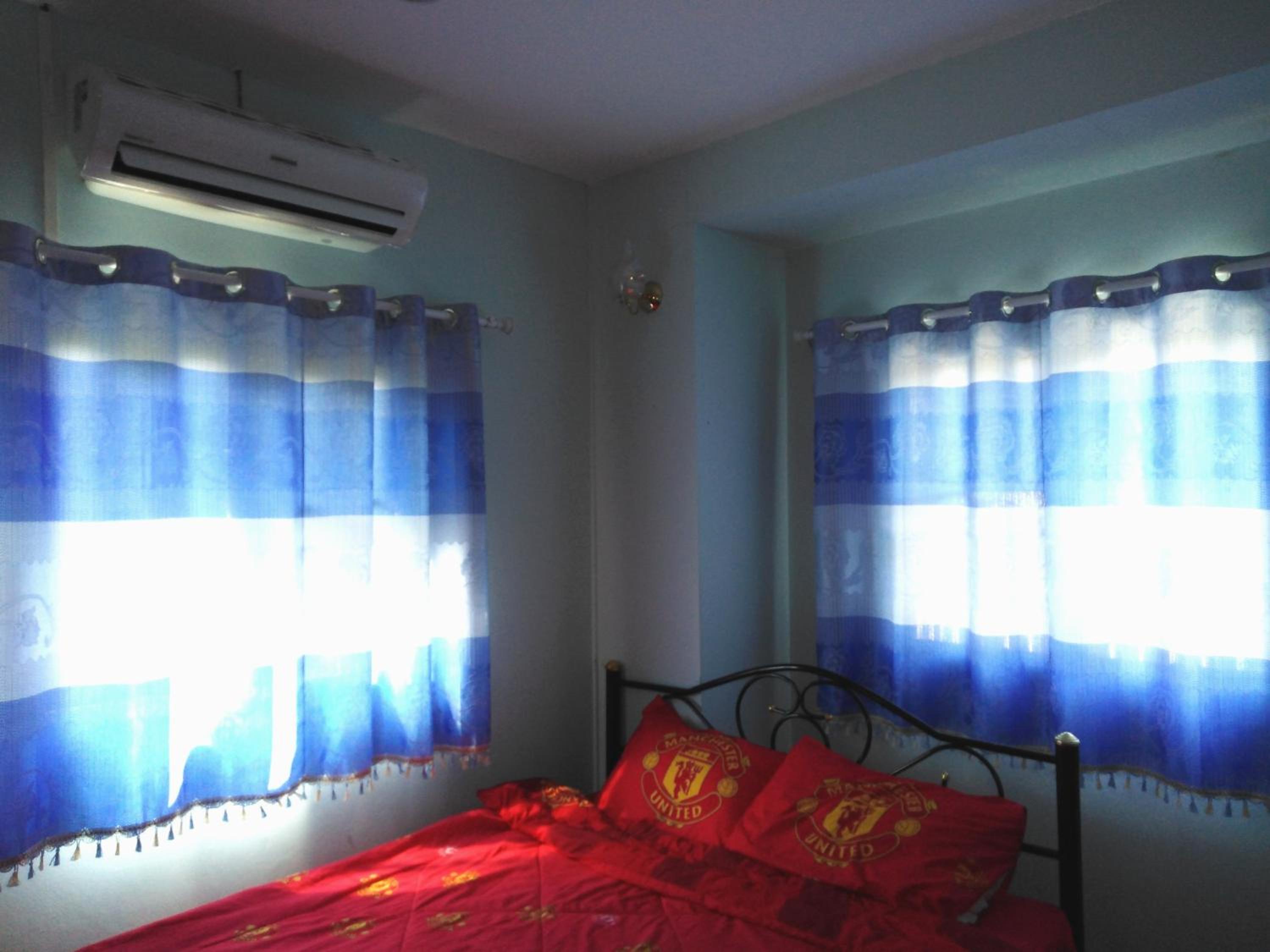 Two-Bedroom Bungalow - Photo 1