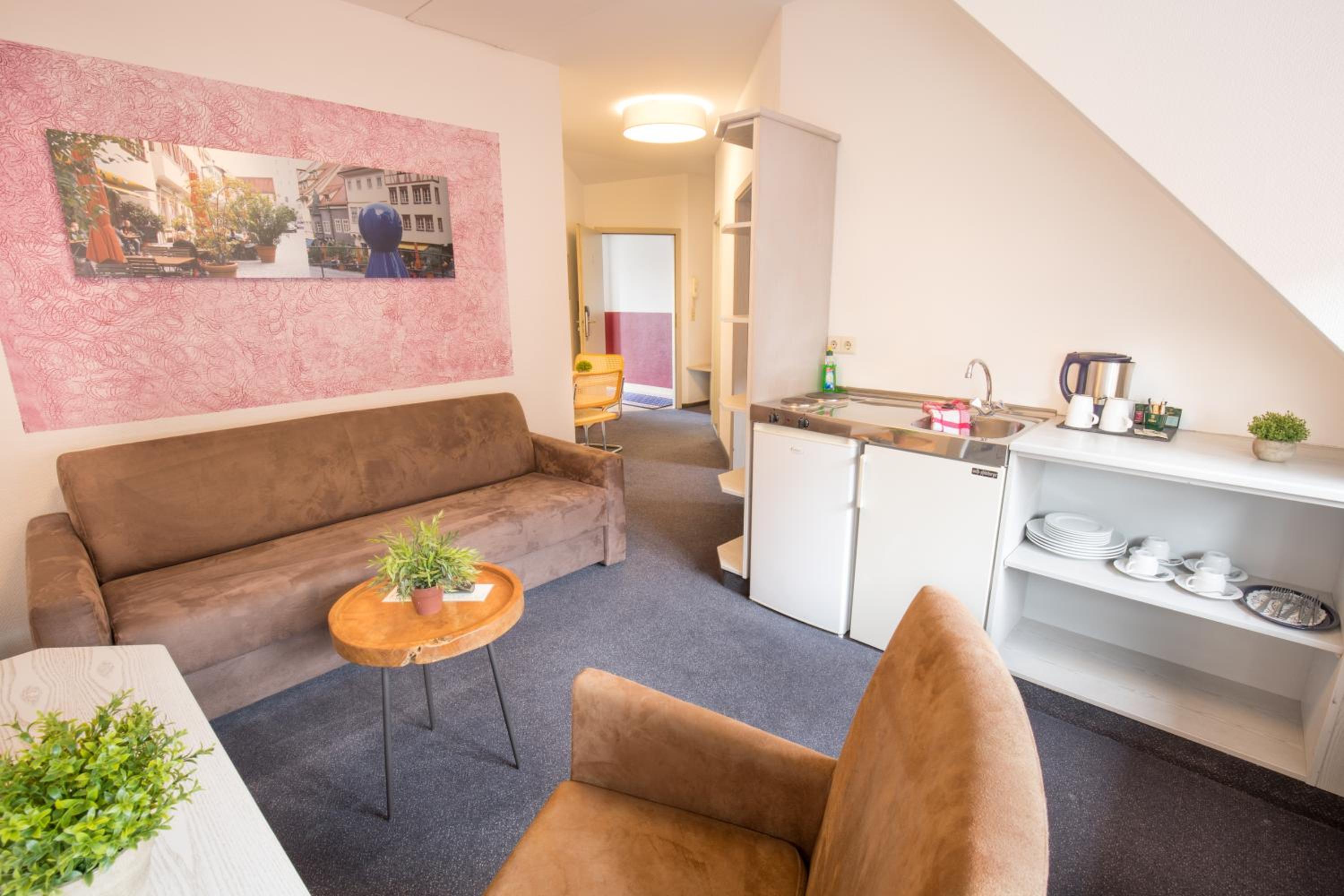 Independent Apartment - Photo 5