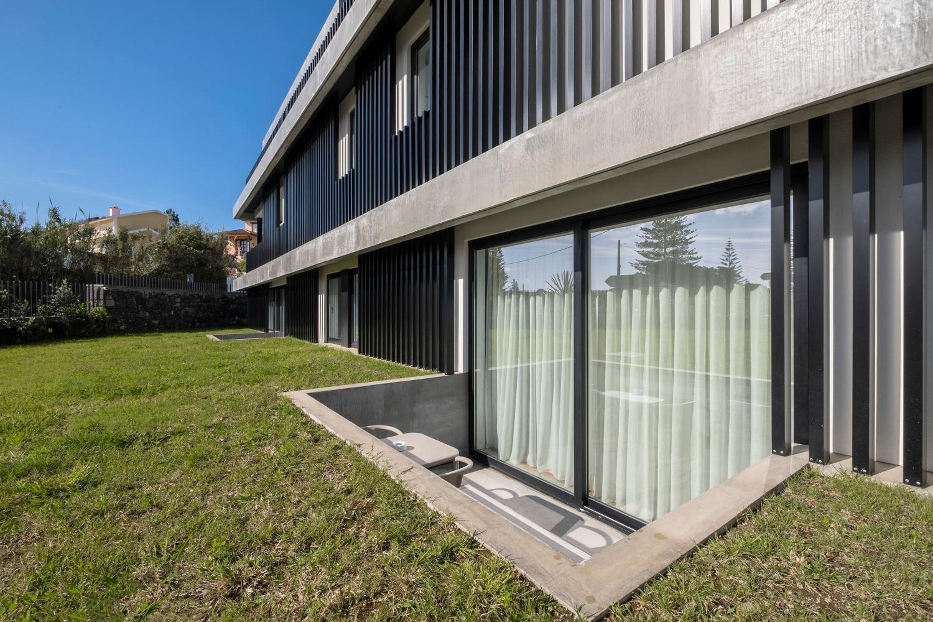 Apartment with Garden View - Photo 30