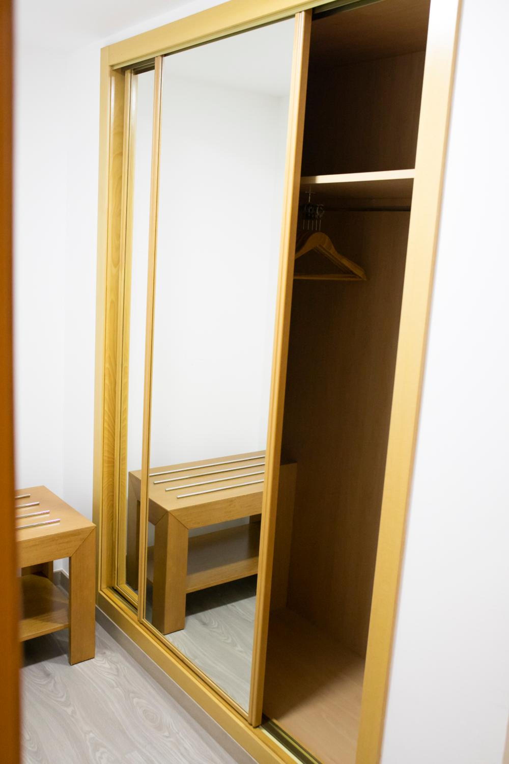 Double or Twin Room - Photo 8