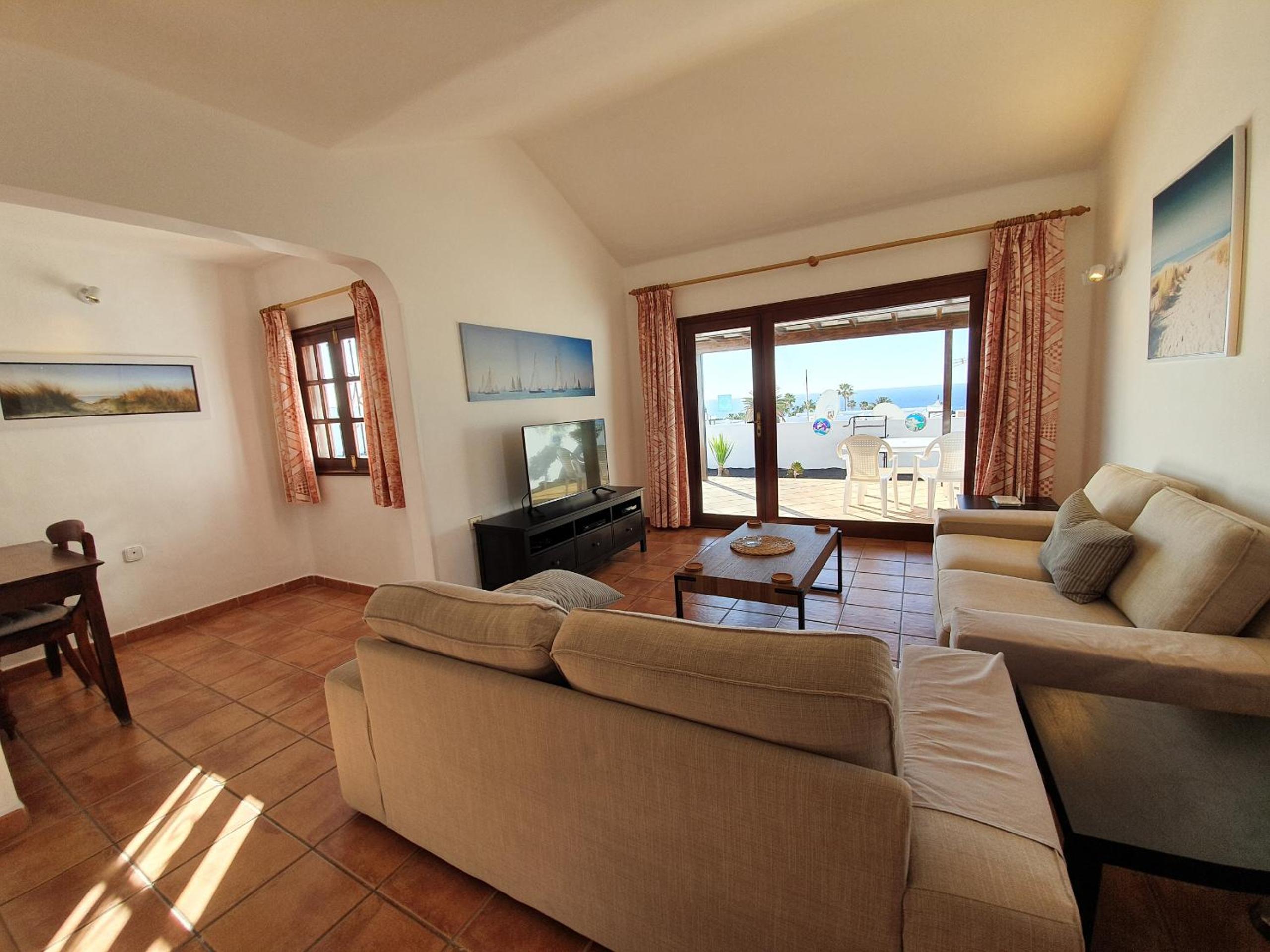 Villa with Private Pool - Photo 1