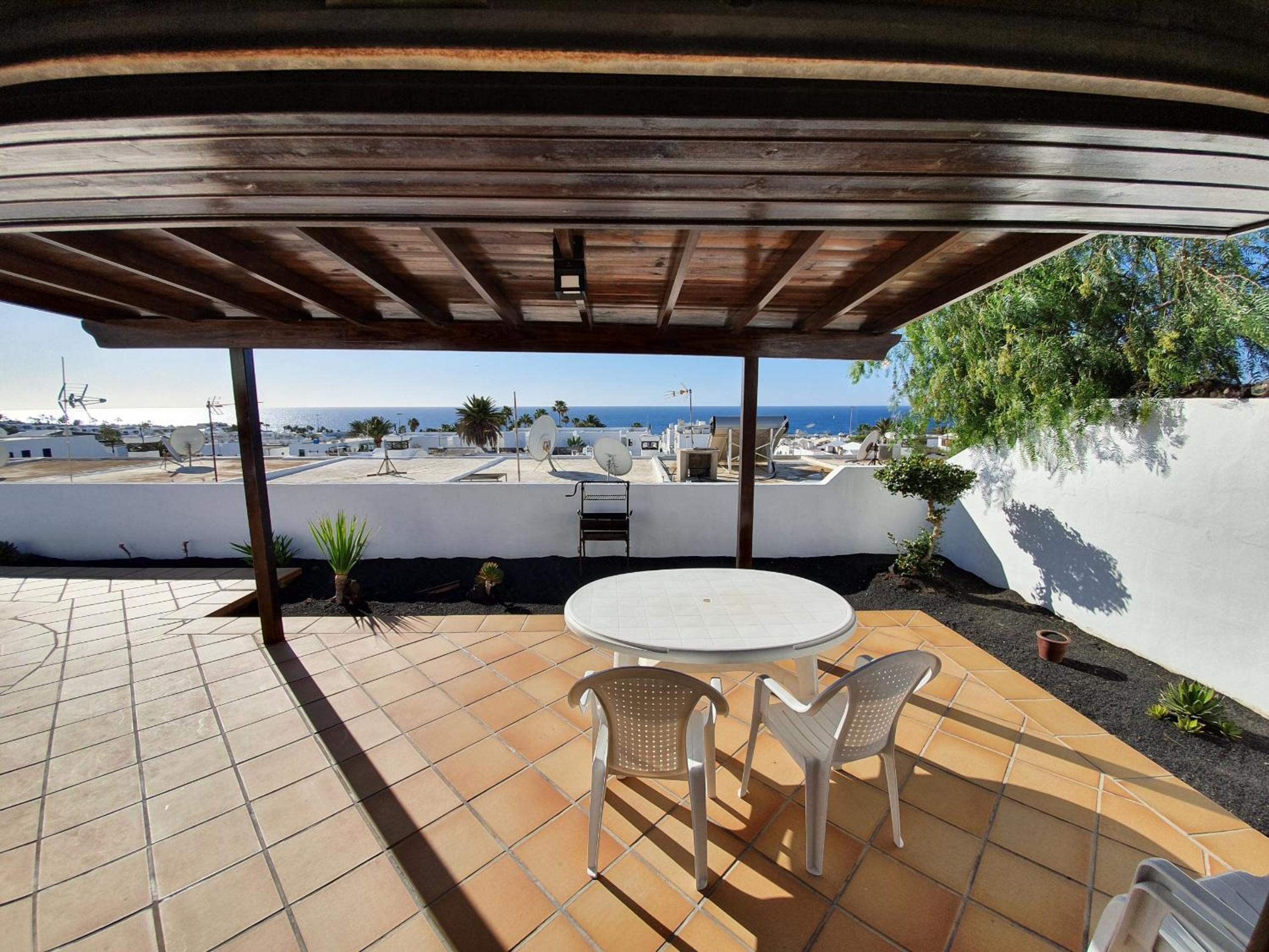 Villa with Private Pool - Photo 19