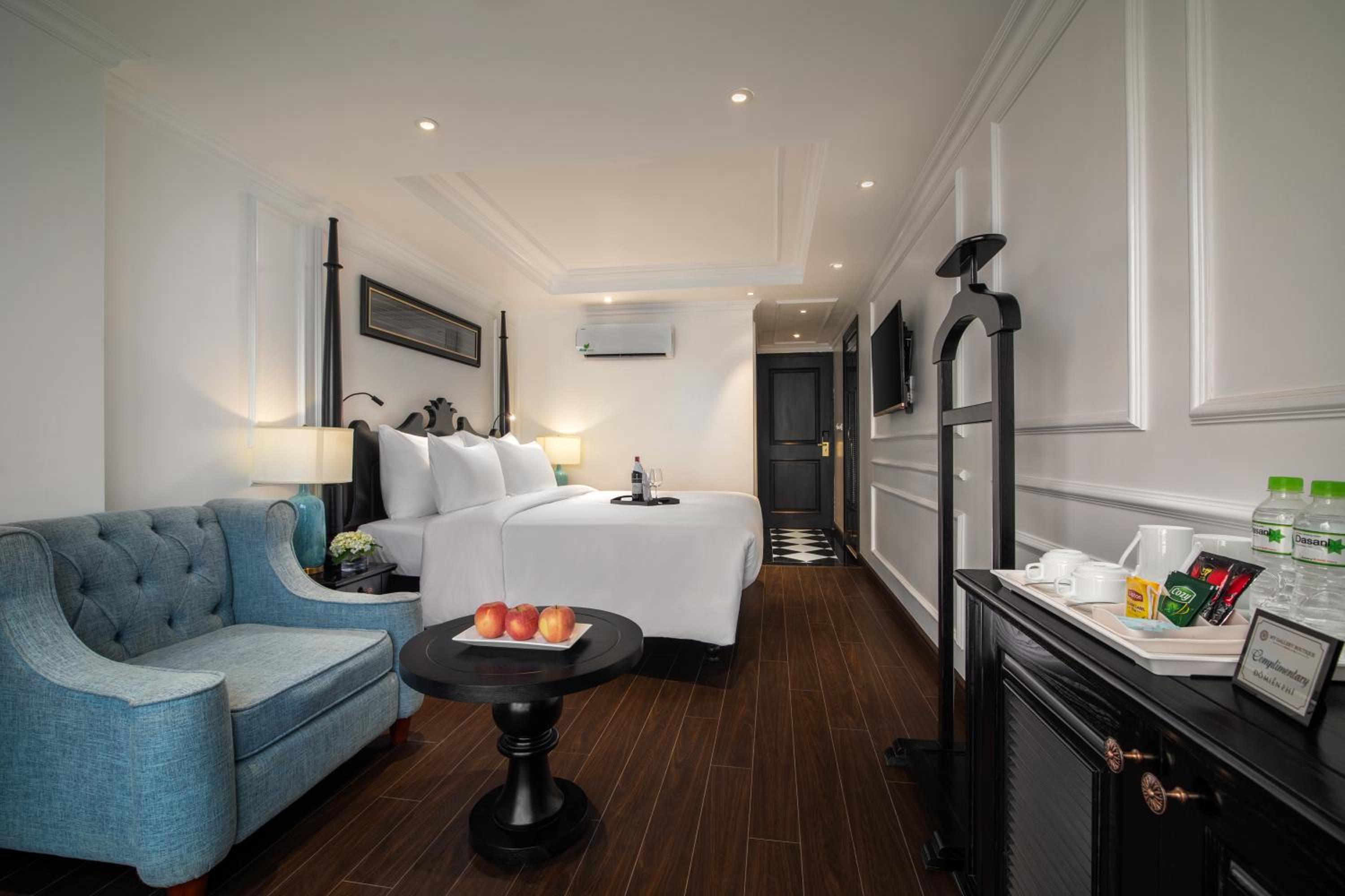 Deluxe Double or Twin Room with Mountain View - Photo 15
