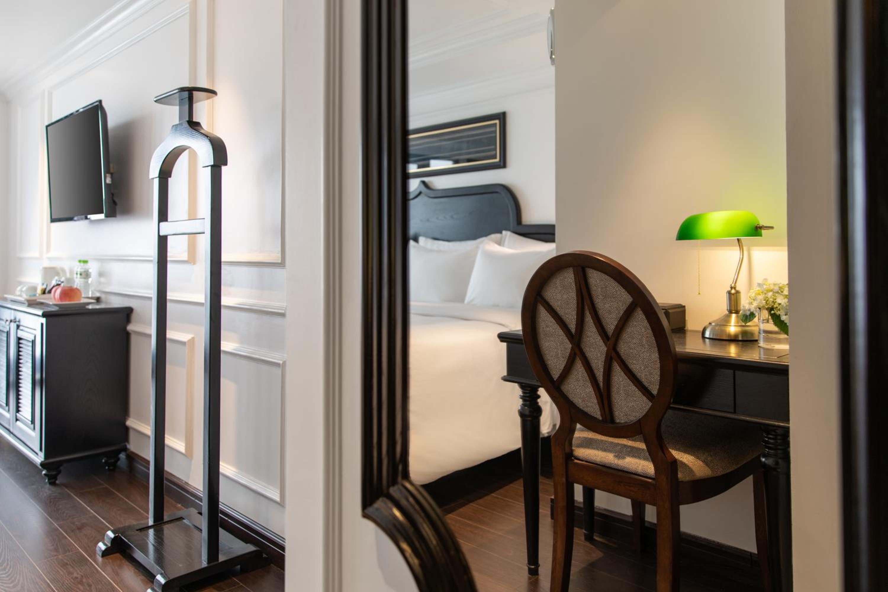 Deluxe Double or Twin Room with Mountain View - Photo 2