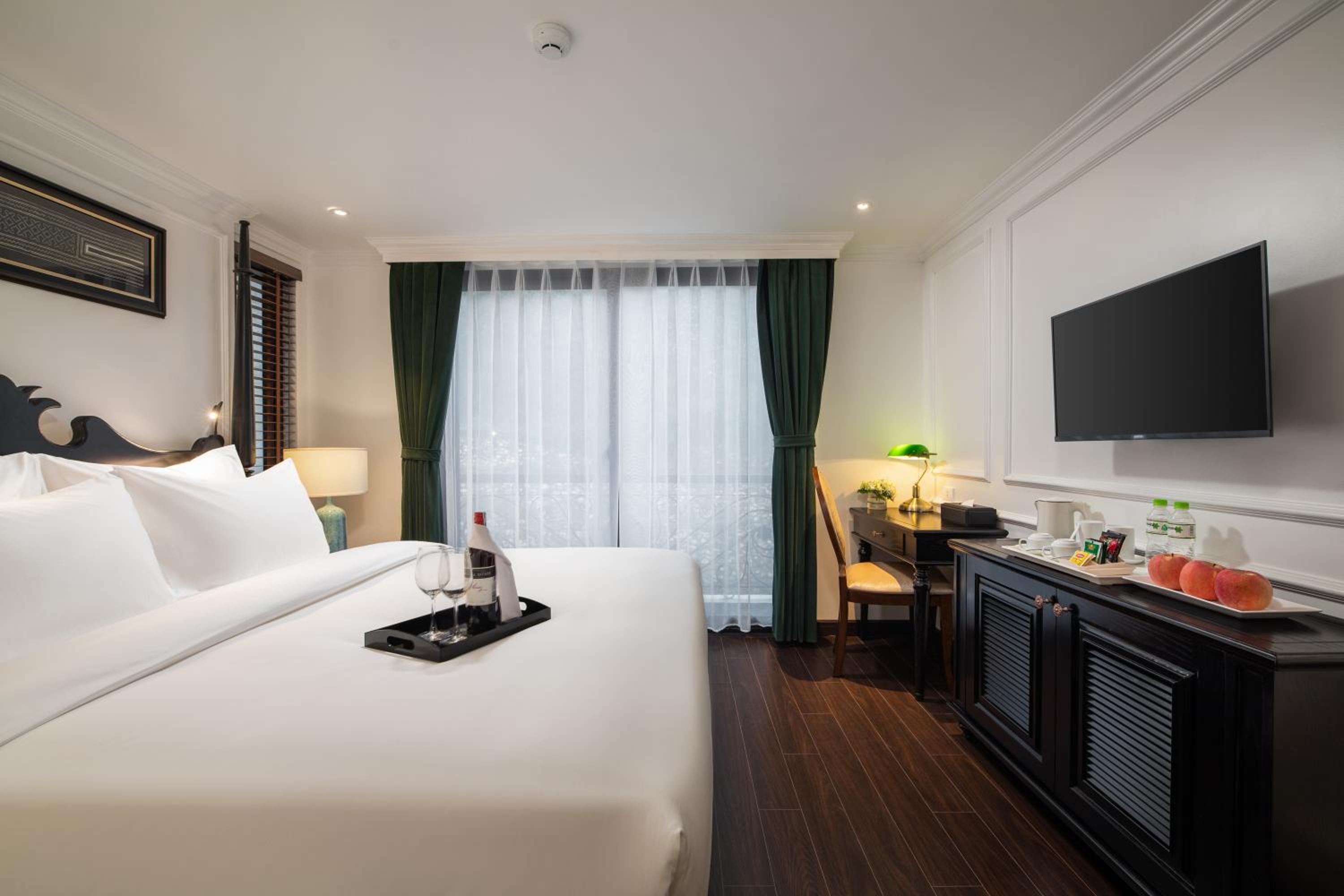 Double Room with Garden View - Photo 2