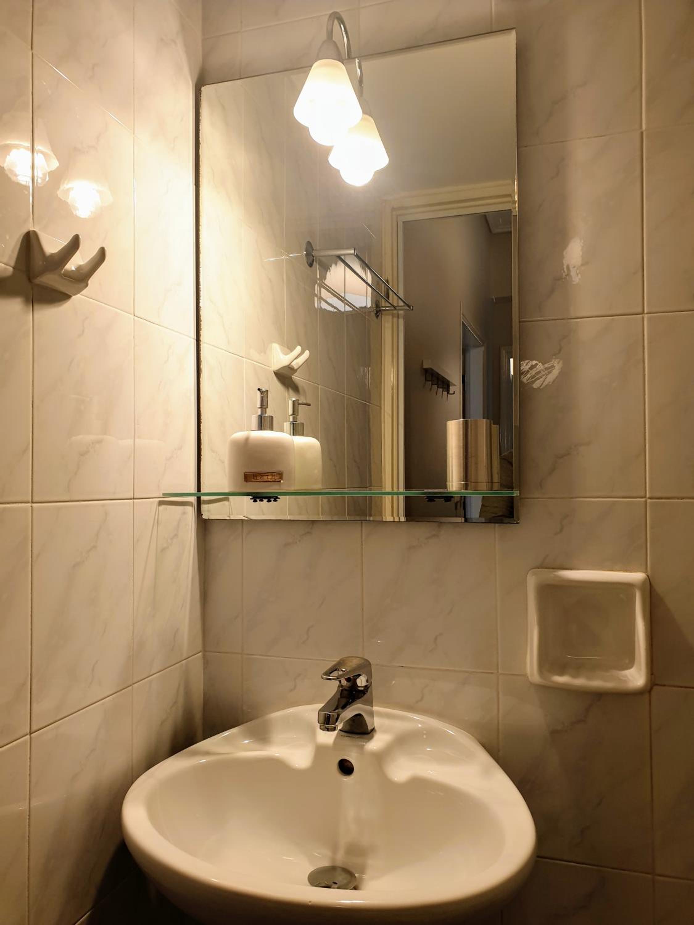 Apartment - Photo 4