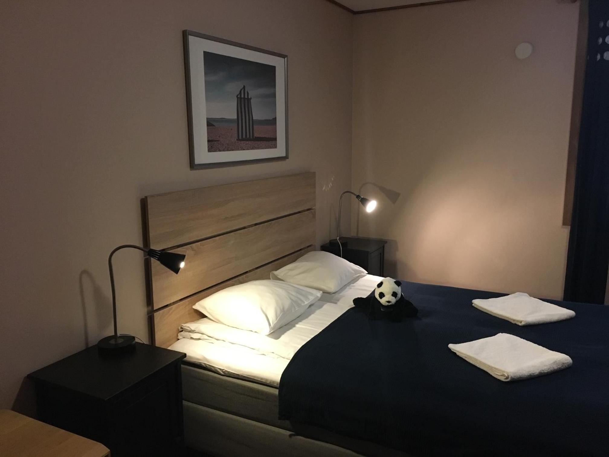 Double Room with Shared Bathroom photo 3