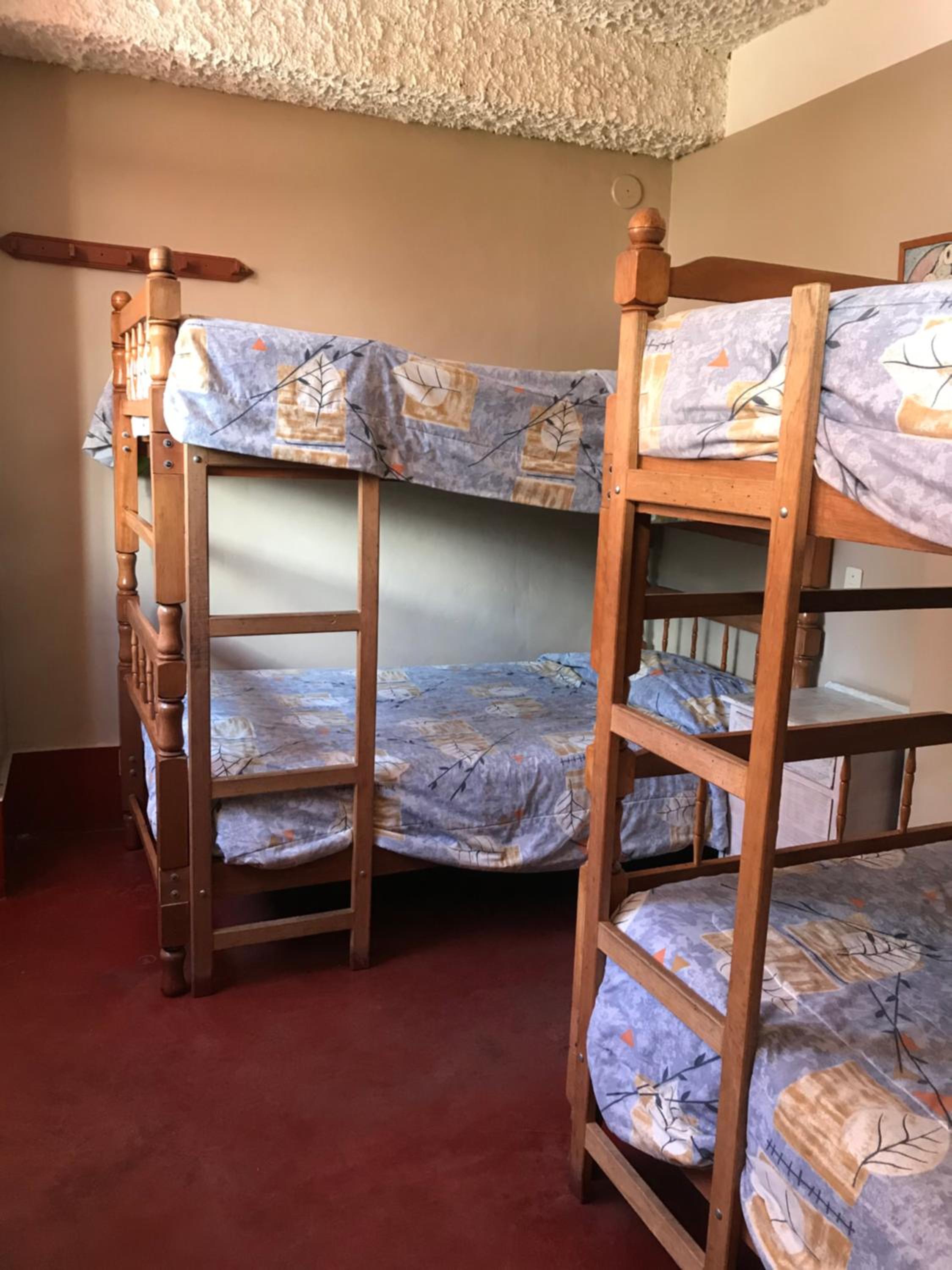 Bed in 4-Bed Mixed Dormitory Room photo 2