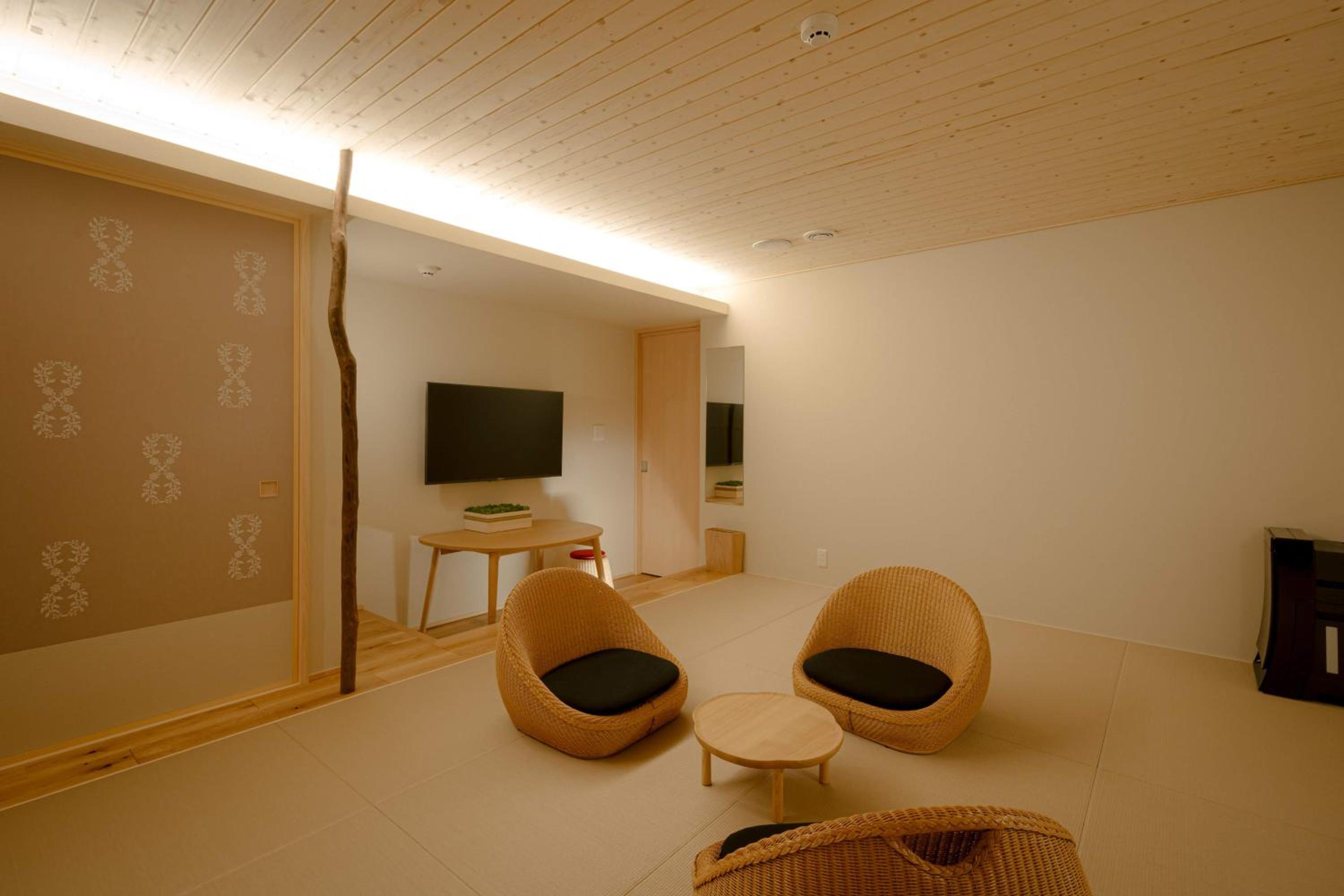 Japanese-Style Quadruple Room