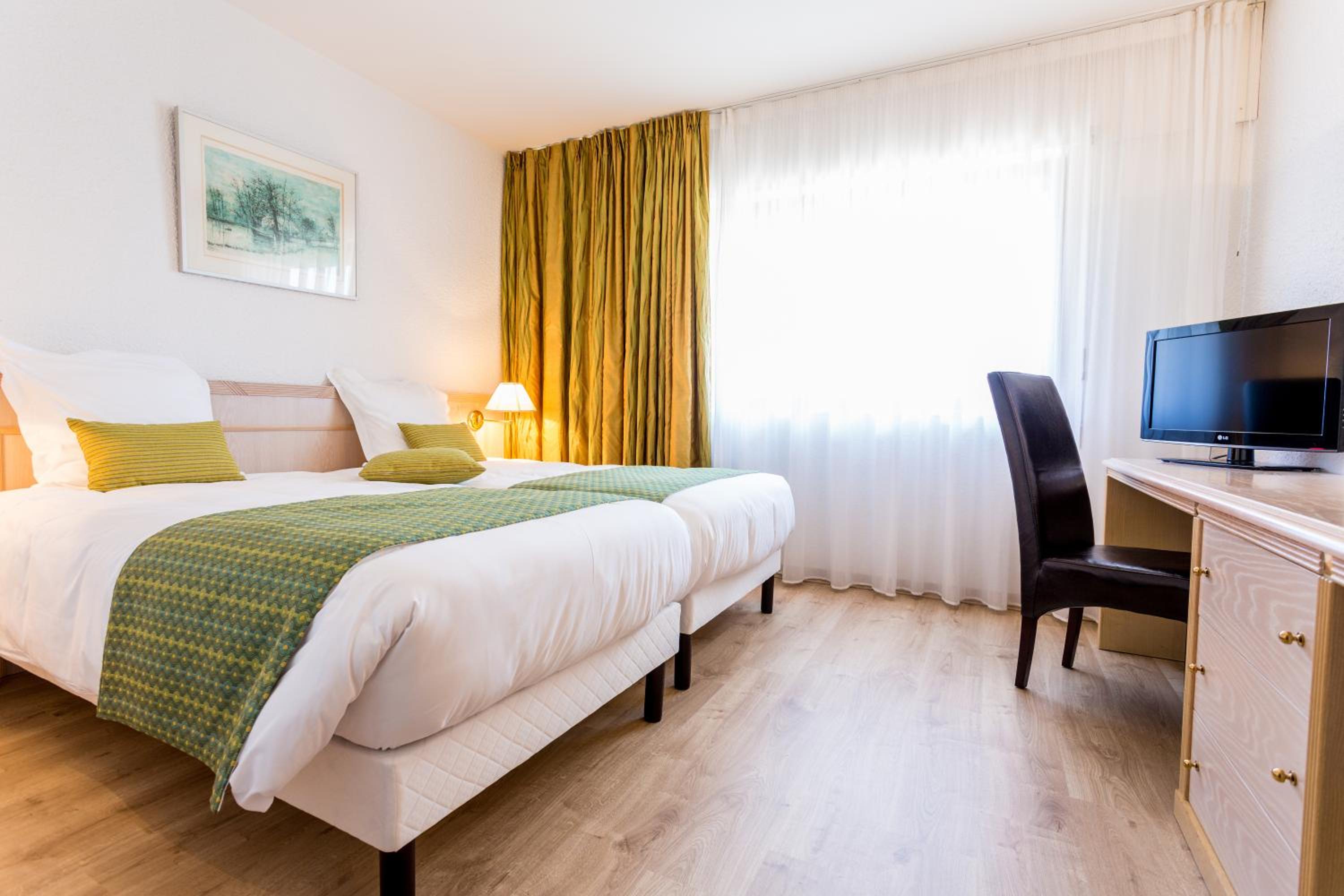 Comfort Twin Room photo 2