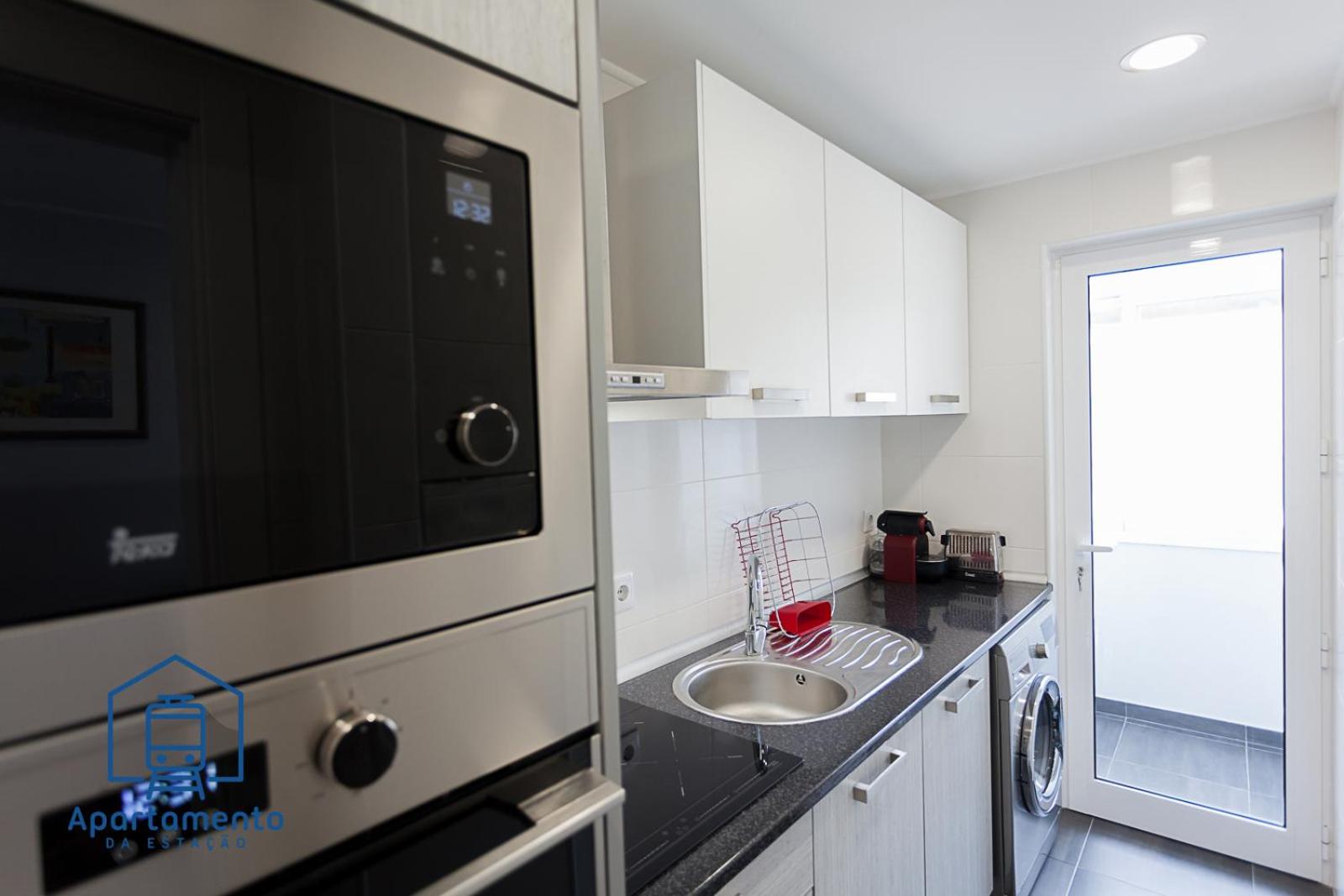One-Bedroom Apartment - Photo 4