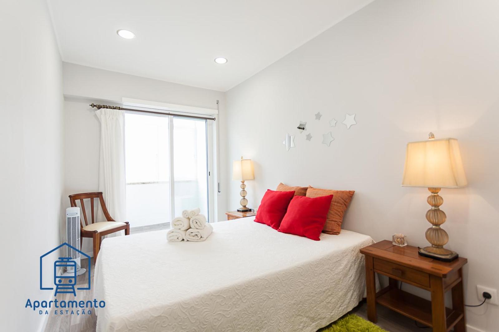One-Bedroom Apartment - Photo 9