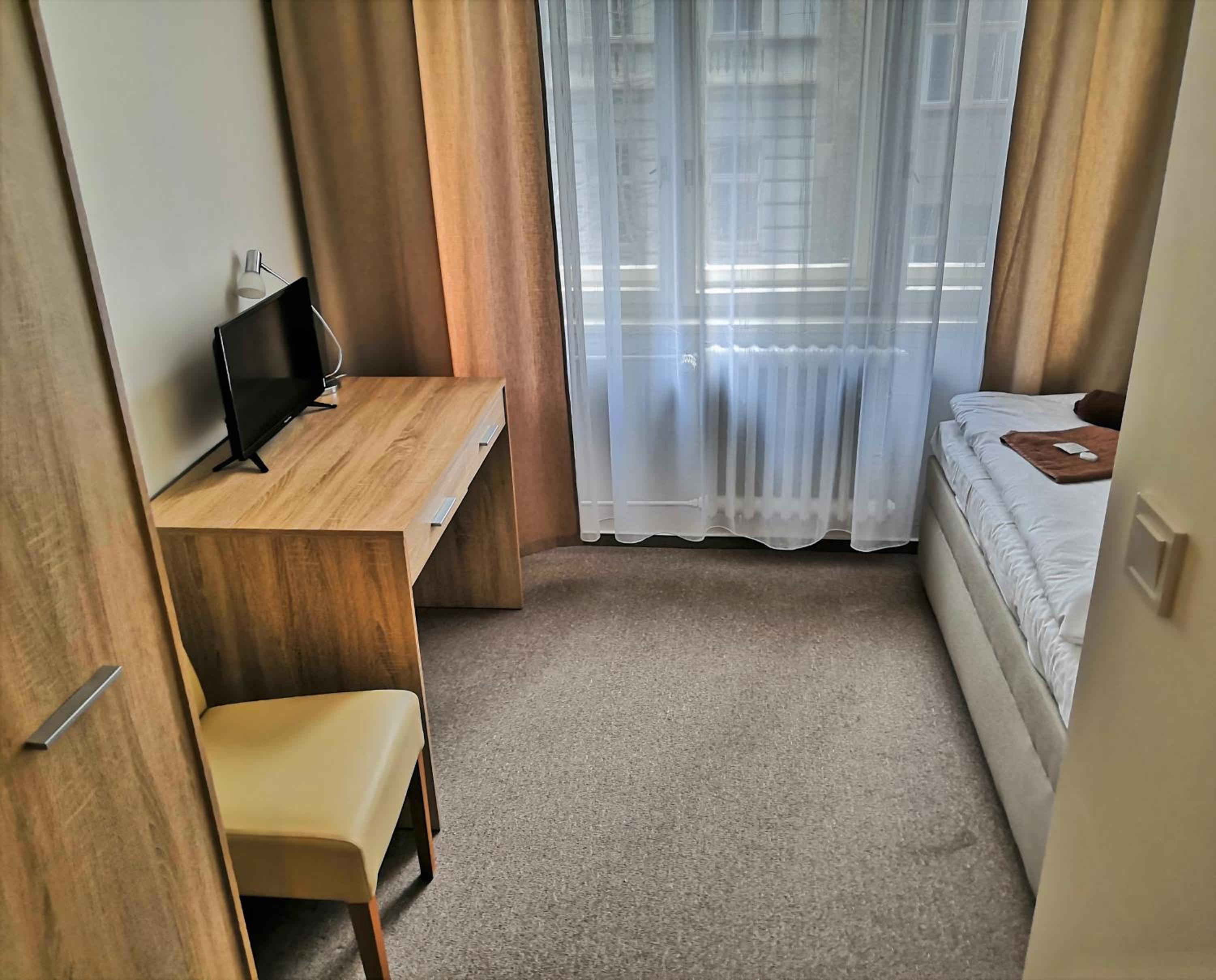 Single Room