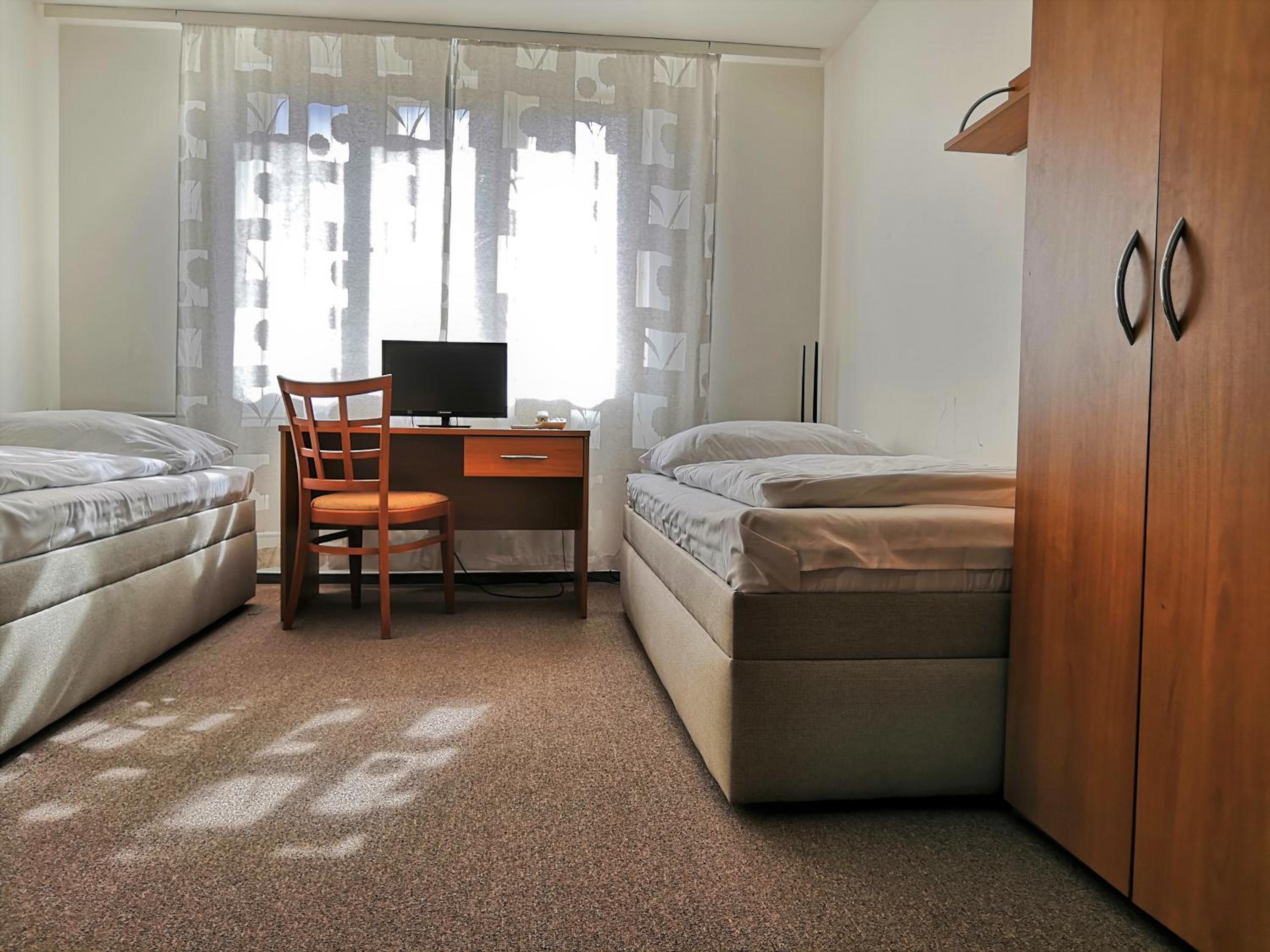 Quadruple Room with Private Bathroom