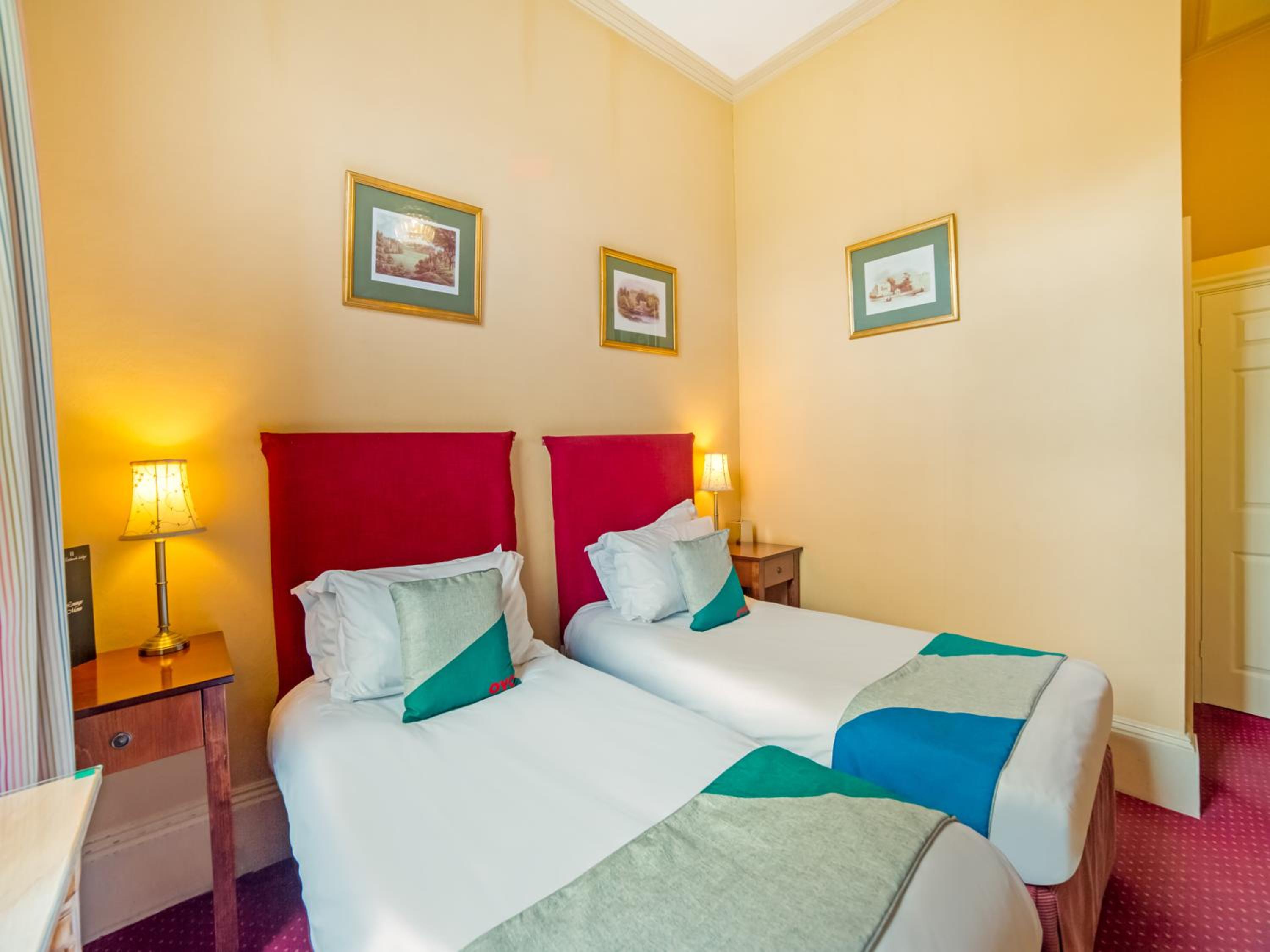Standard Twin Room photo 1