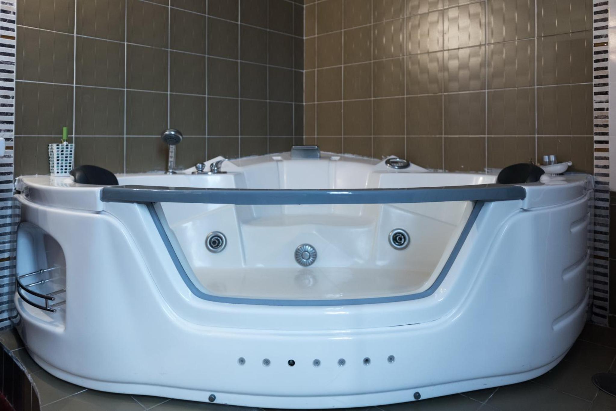 Deluxe Double Room with Hydromassage photo 3