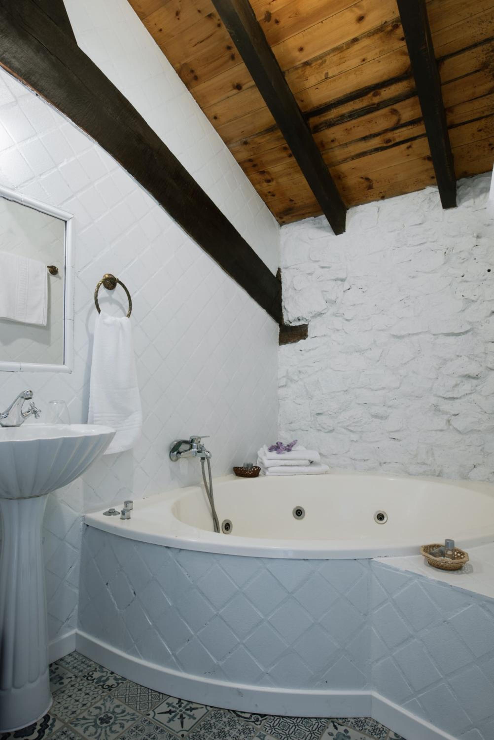 Deluxe Double Room with Balcony and Hydromassage photo 3