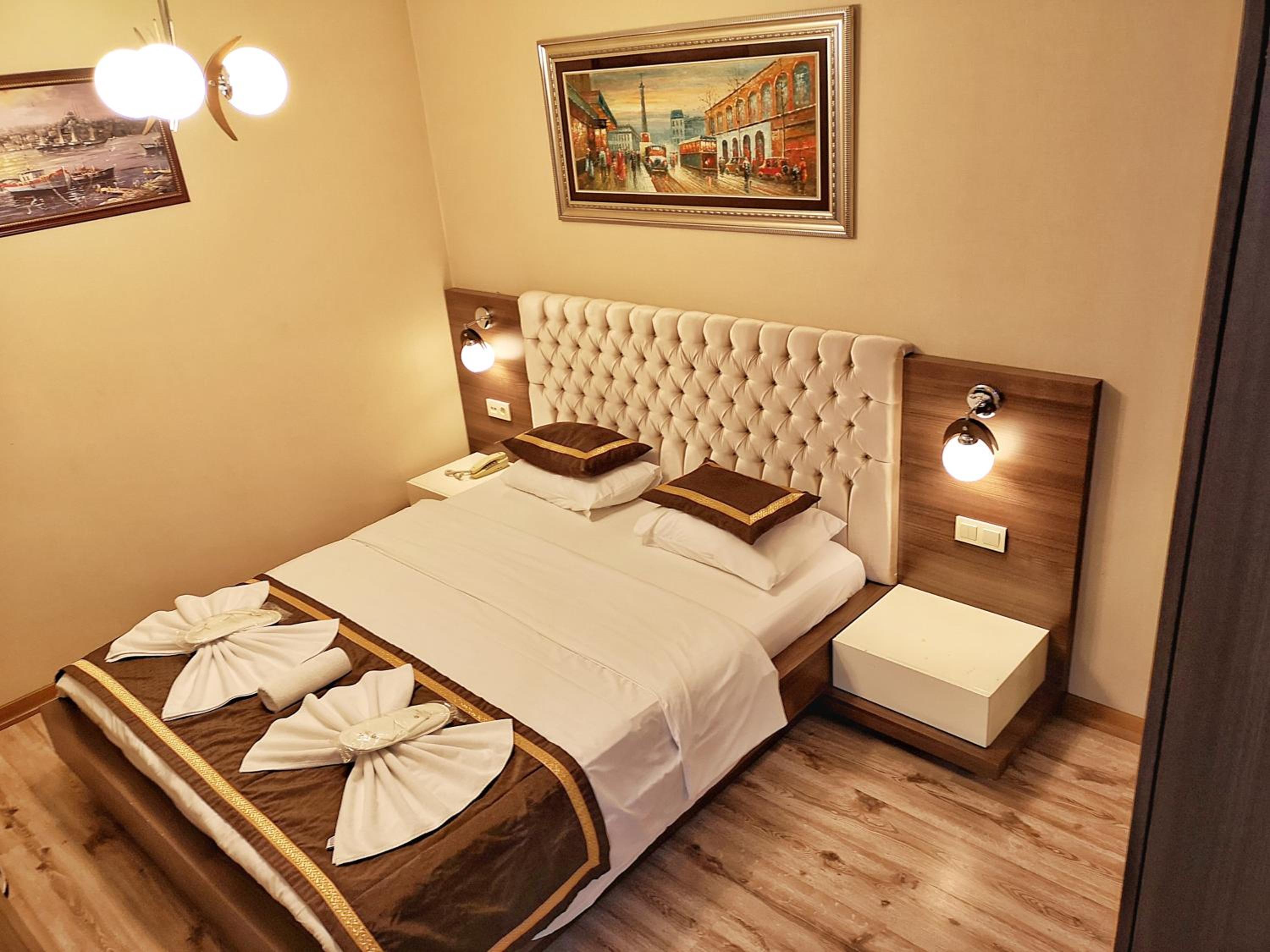 Superior Suite with Balcony photo 2