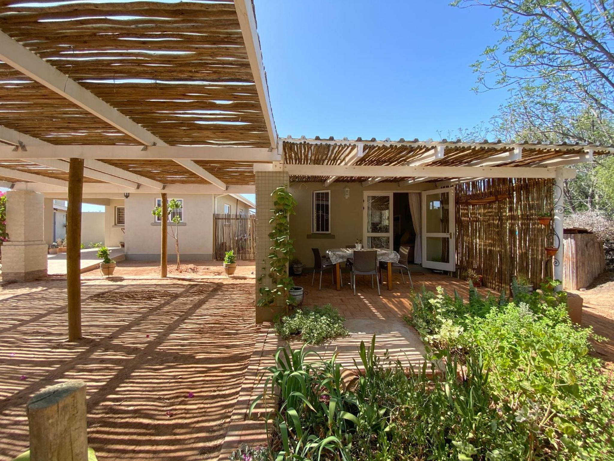 Garden Cottage - Photo 10