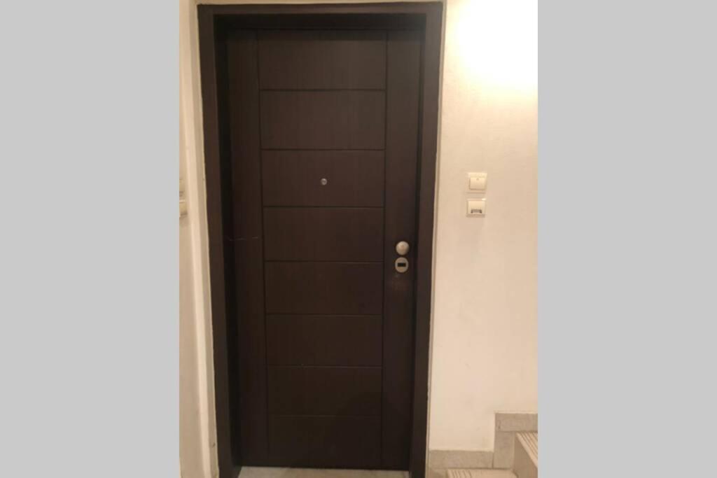 One-Bedroom Apartment - Photo 50