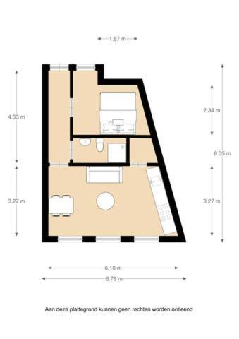 One-Bedroom Apartment - Photo 9