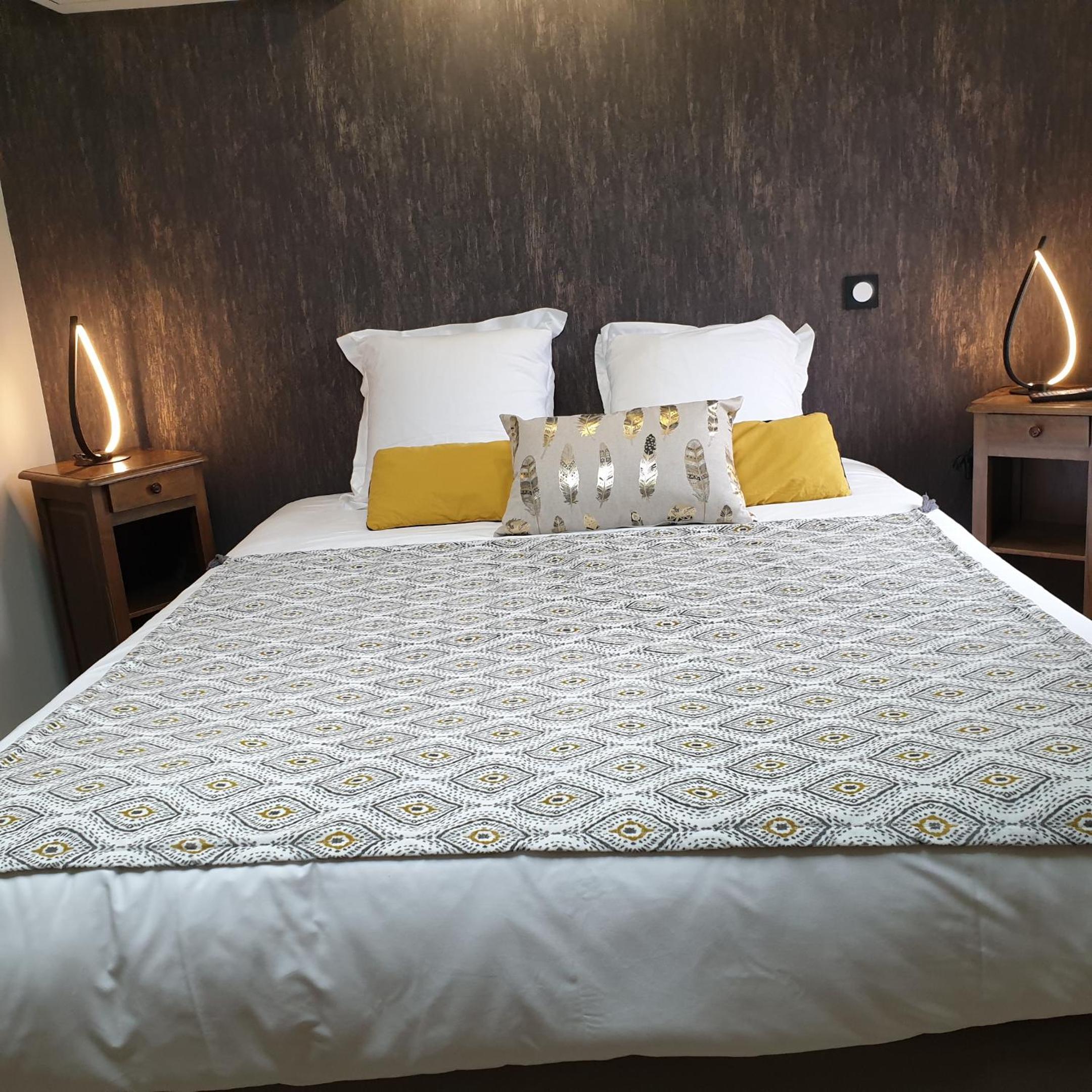 Double Room with Garden View - Photo 15