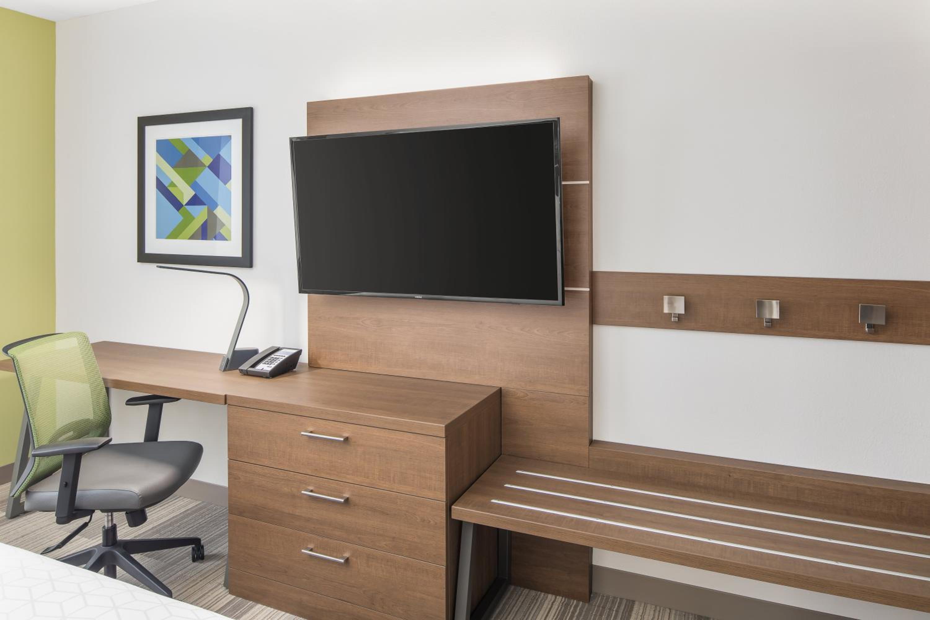 King Suite with Sofa Bed - Photo 3