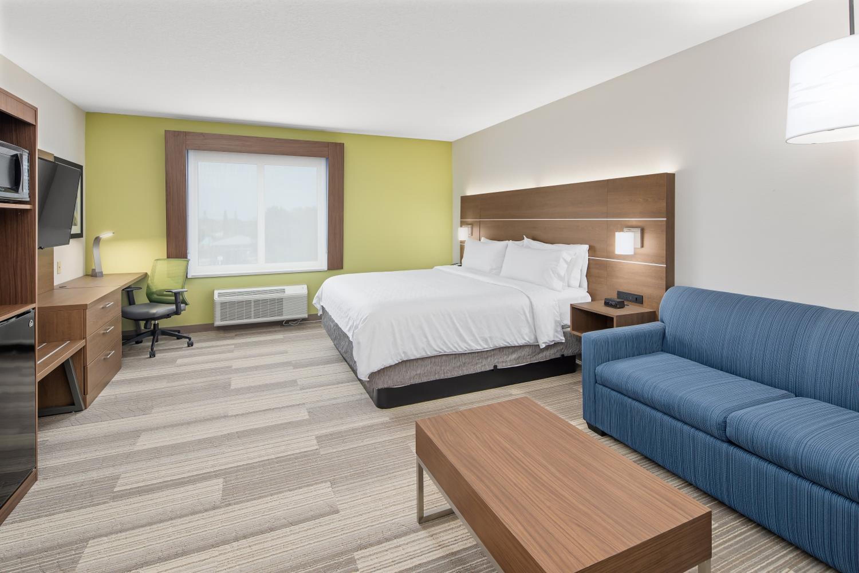 King Suite - Photo 1