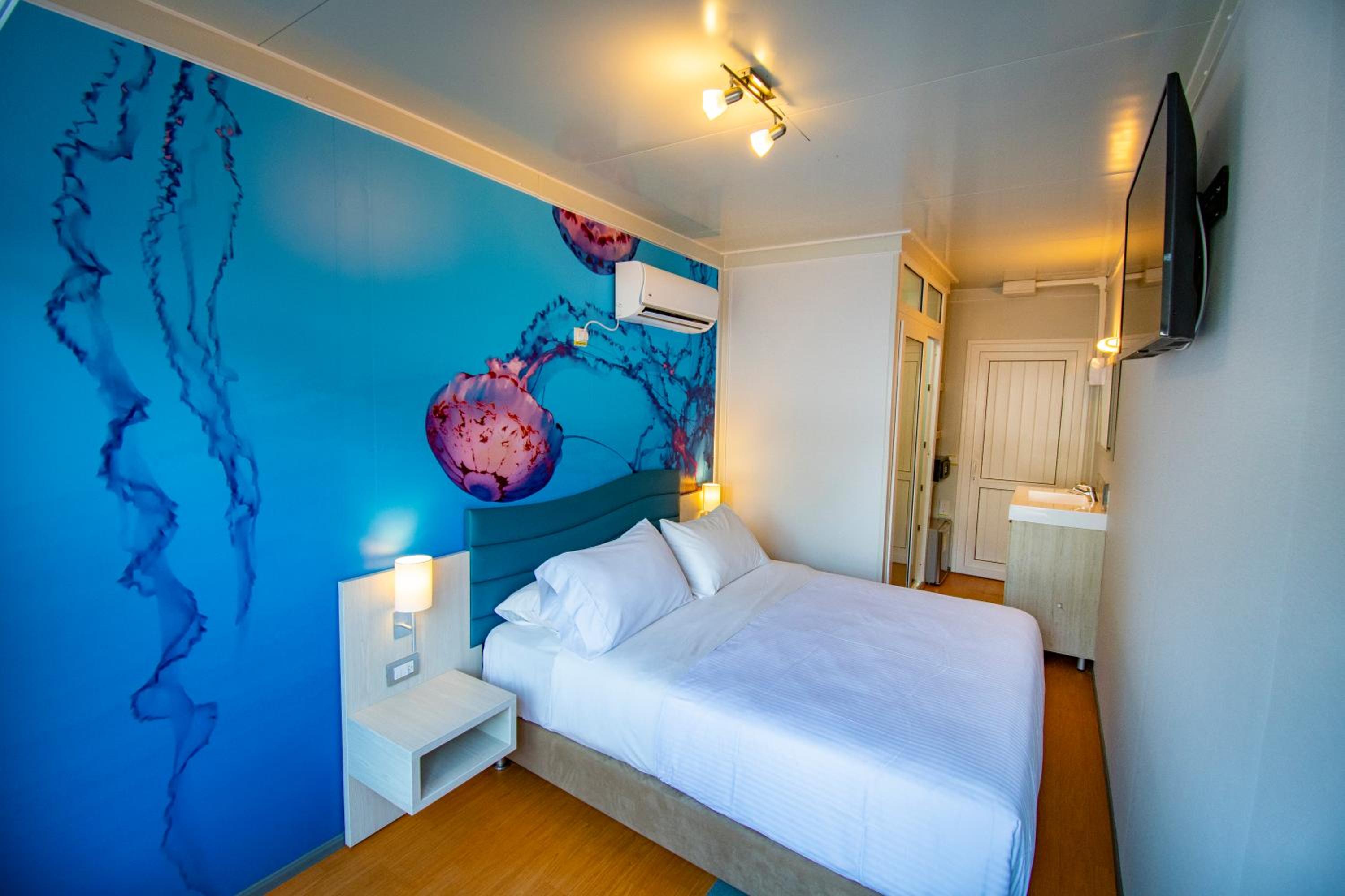 Double Room - Photo 1