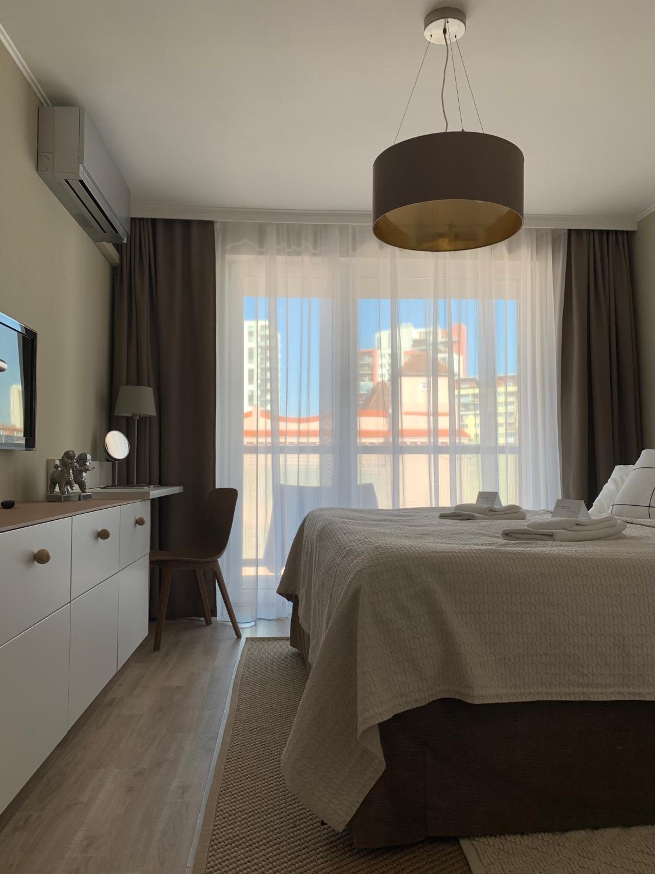 One-Bedroom Apartment - Photo 22