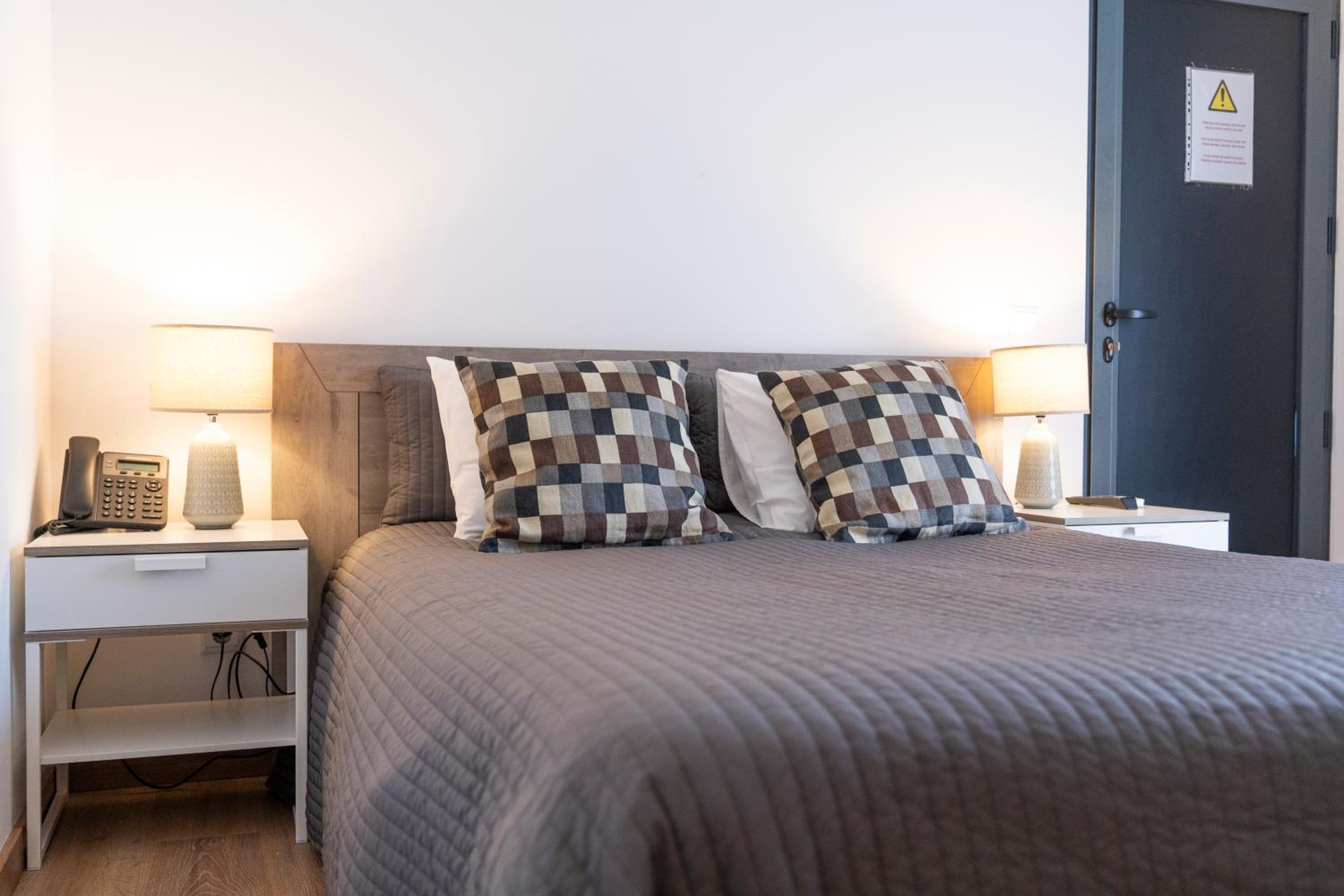 Double Room with Terrace - Photo 8
