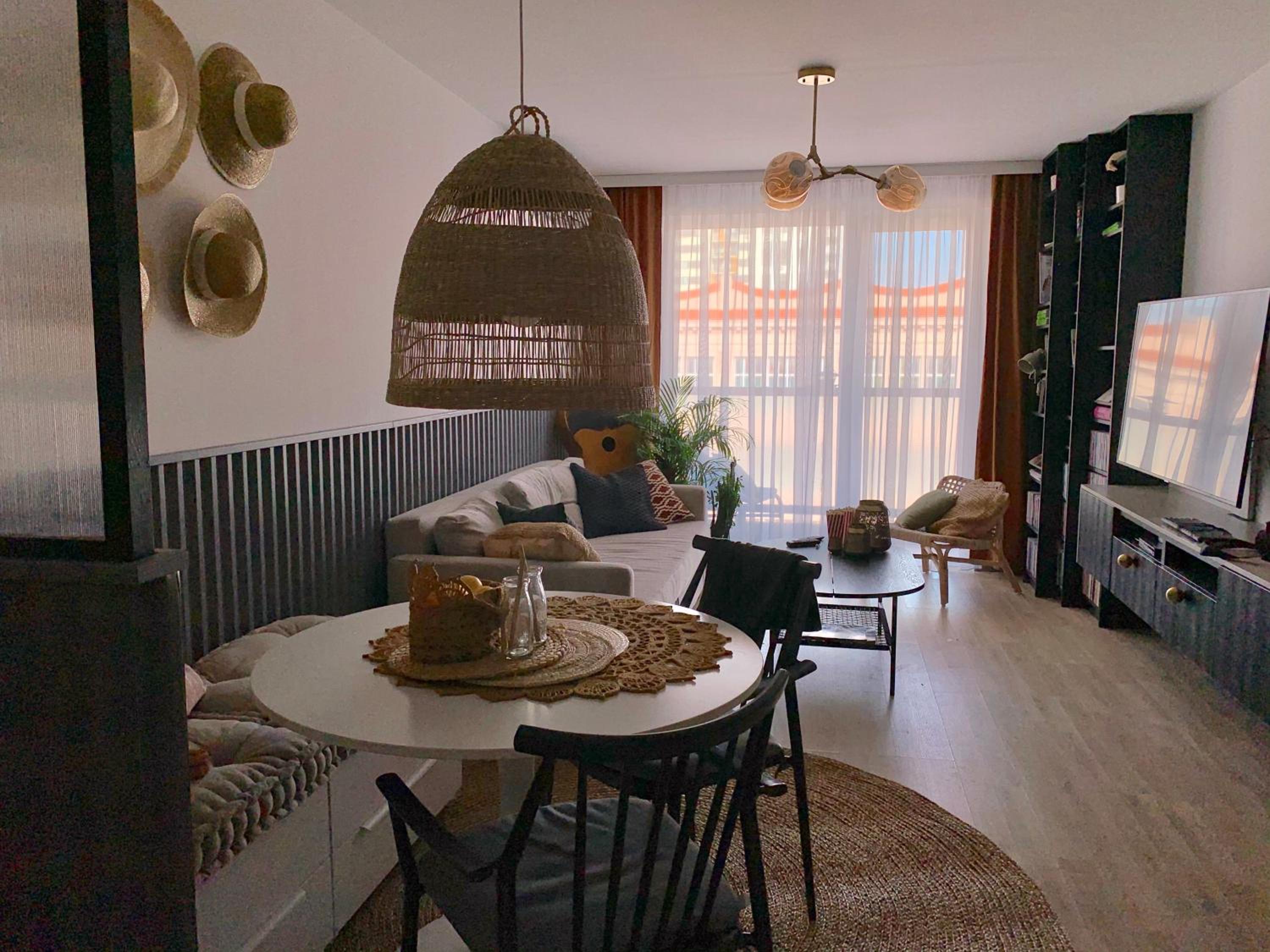 One-Bedroom Apartment - Photo 28