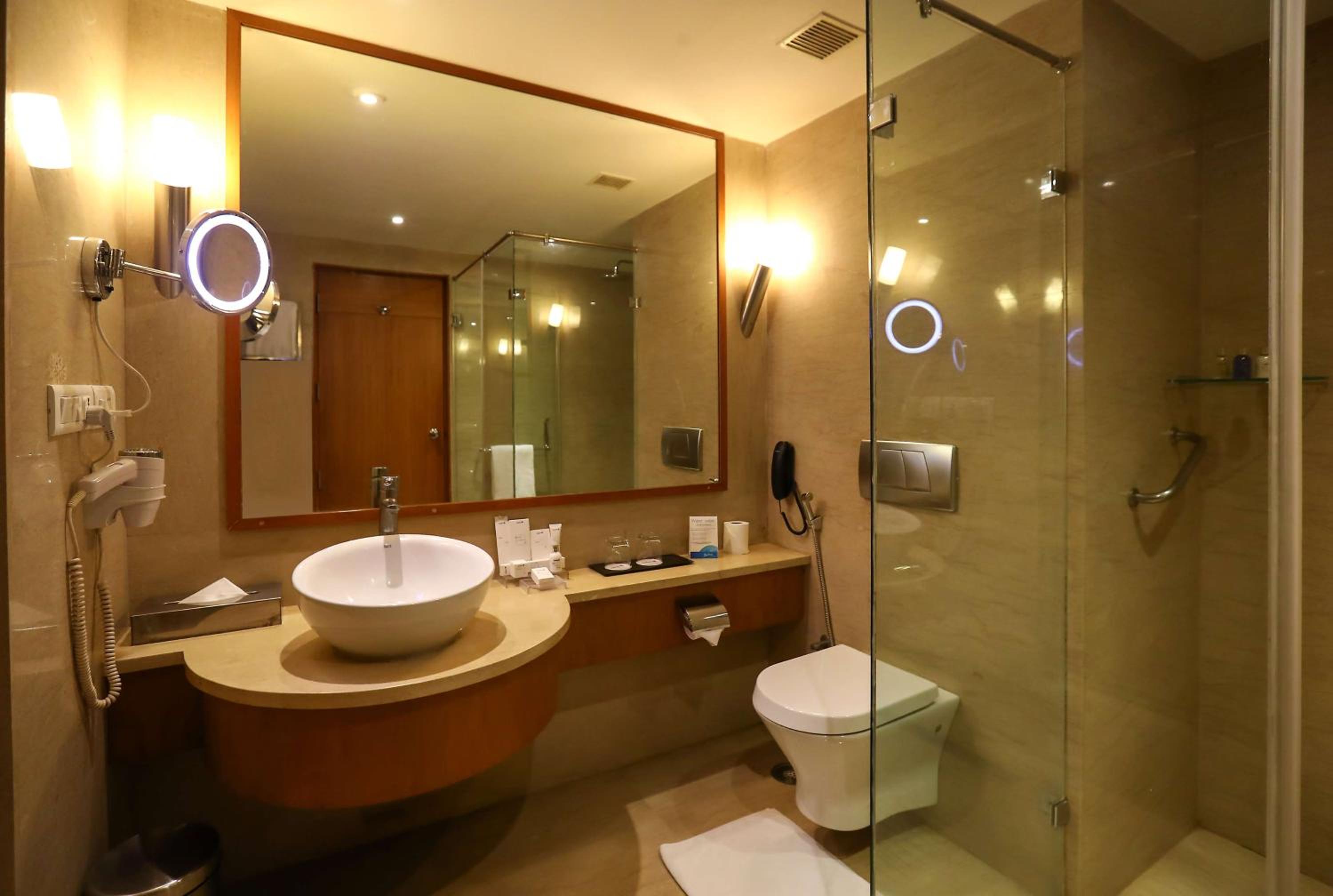 Business Double Room - Photo 4