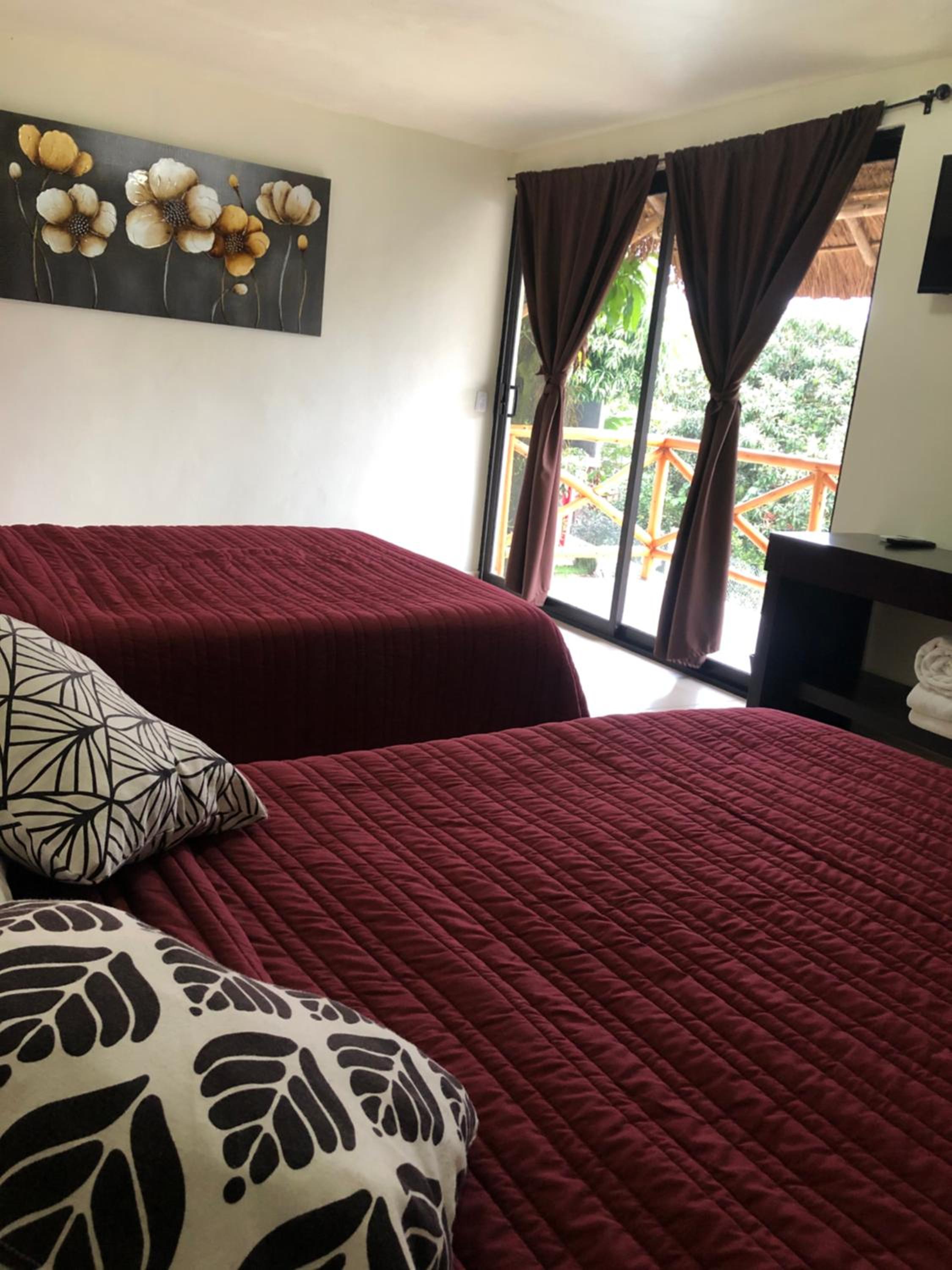 Deluxe Double Room with Two Double Beds - Photo 1